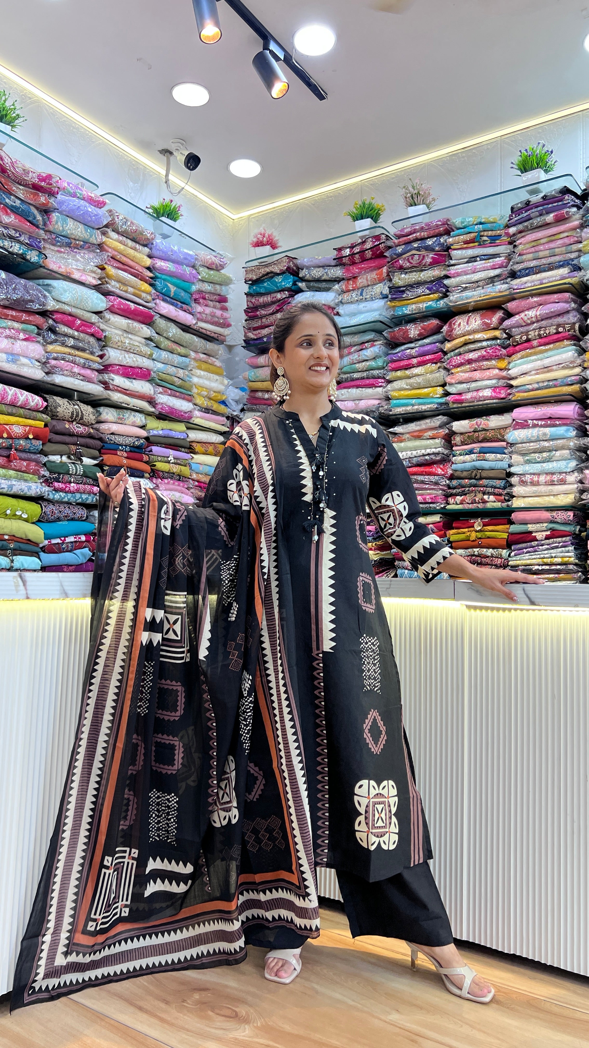 Pure cotton designer suit ( si 9767 )