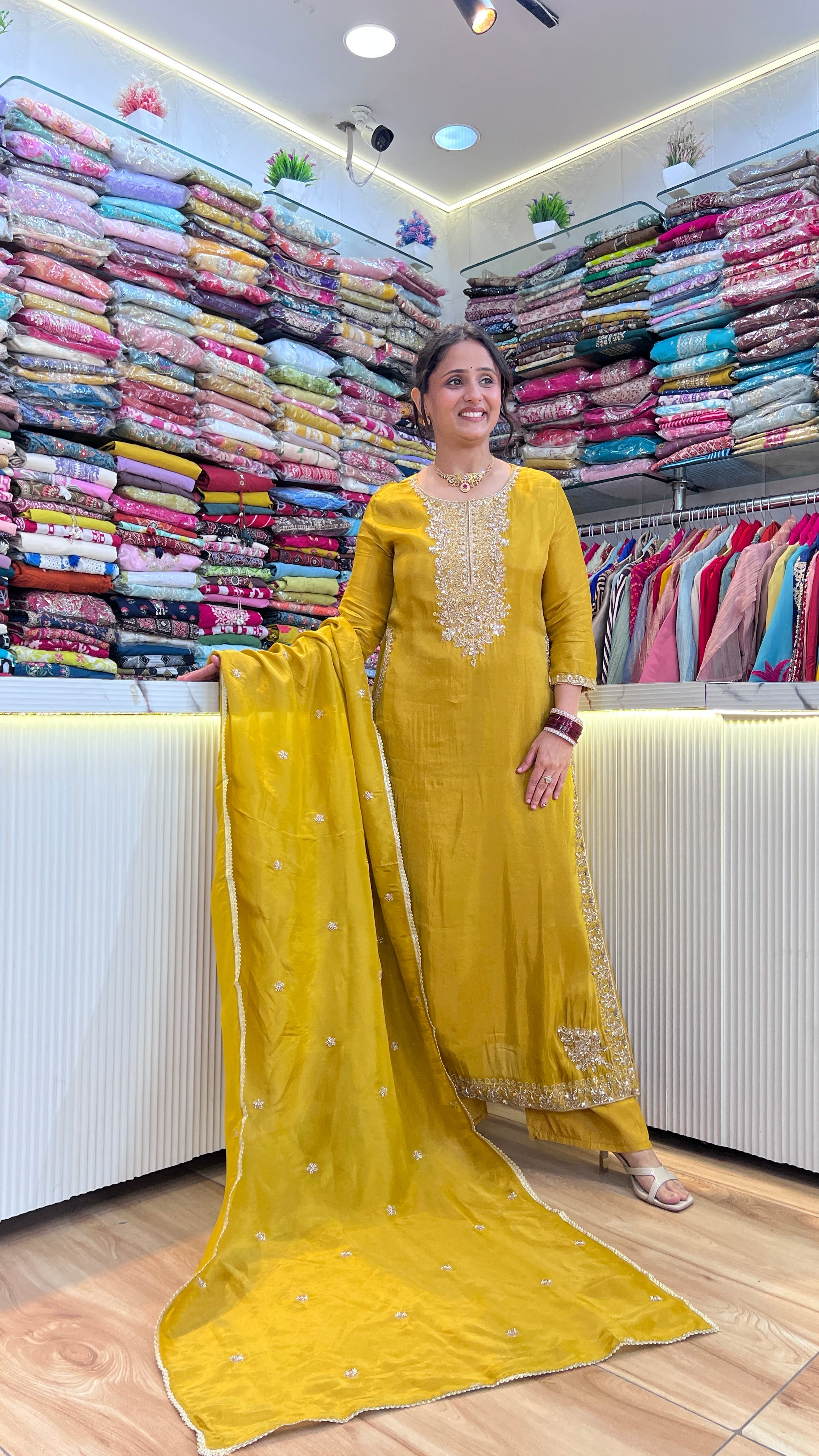 Premium tissue hand work pakistani suit ( sdw 2967 )