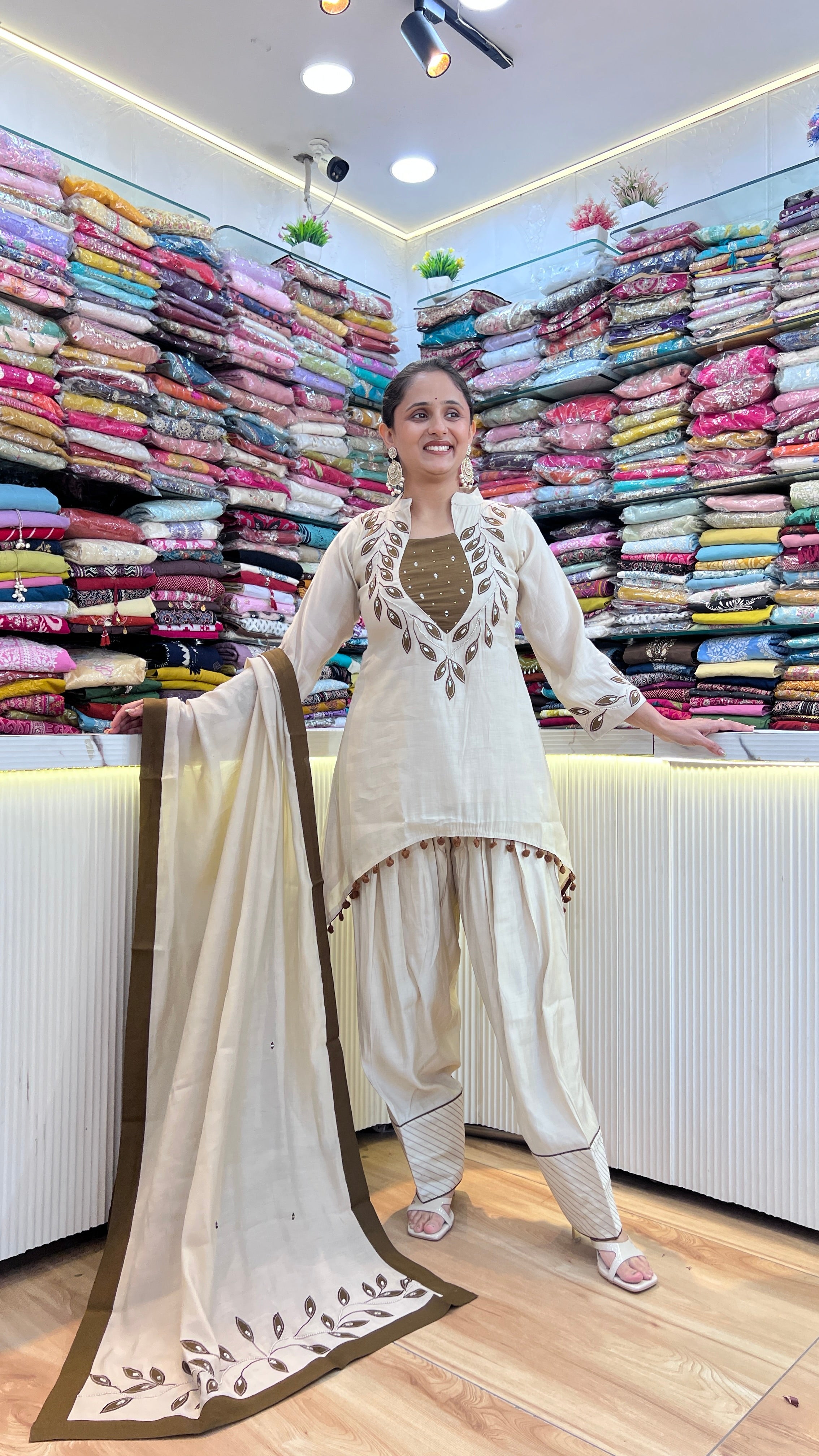 Mul chanderi farshi suit ( tj 30467 )
