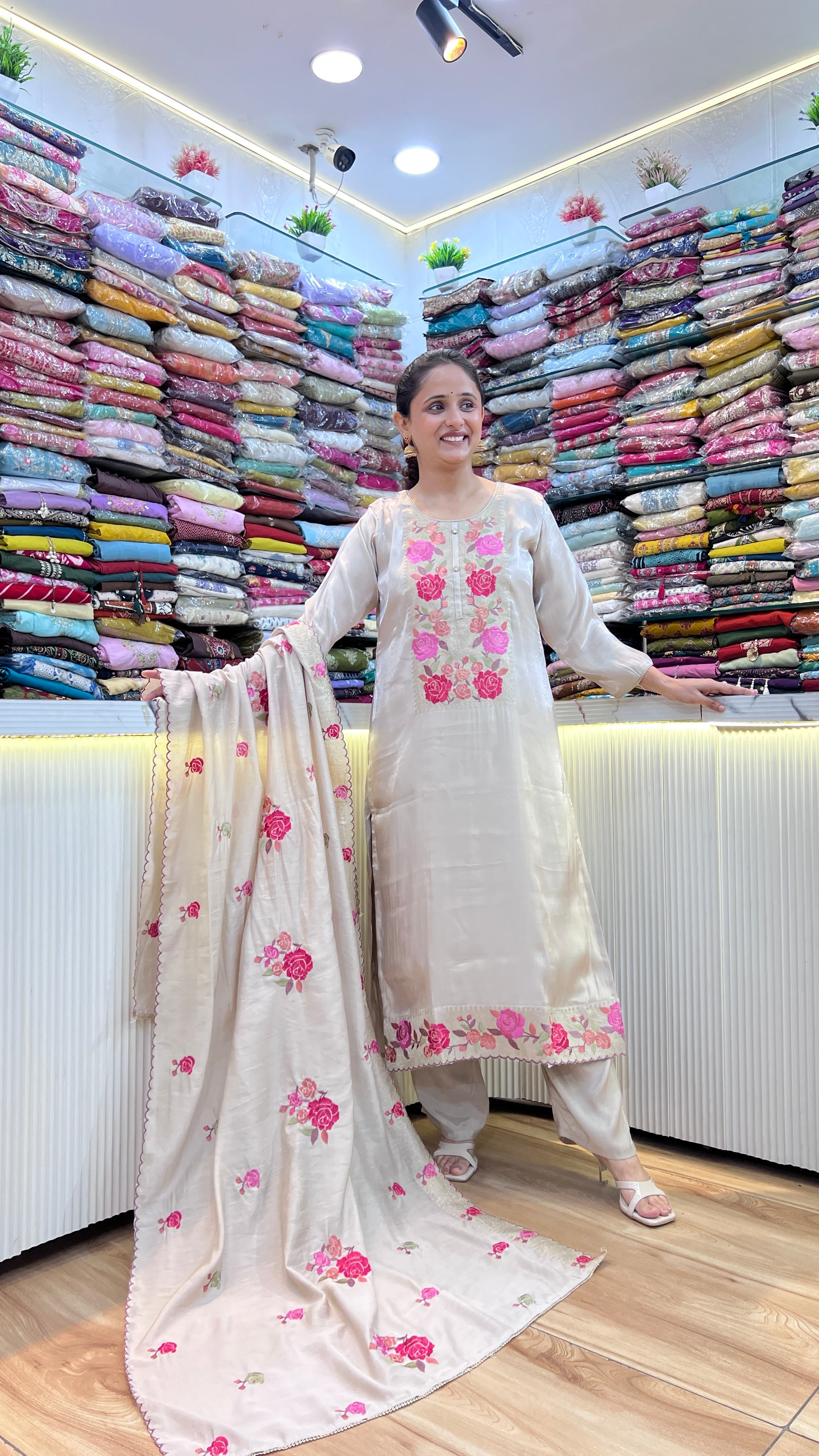 Premium imported embroidered suit ( na 2167 )