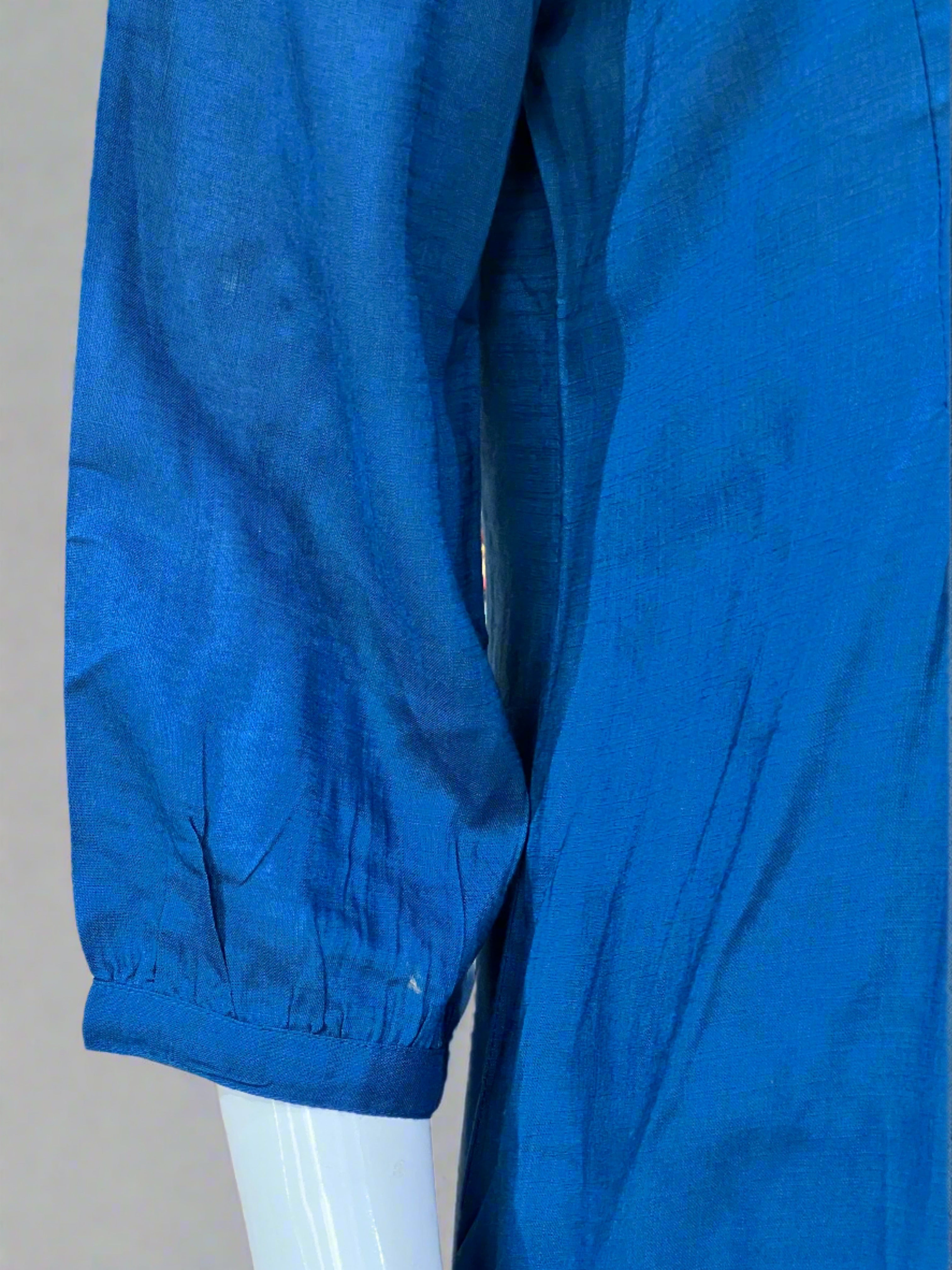 Arha round neck embroidered short kurta