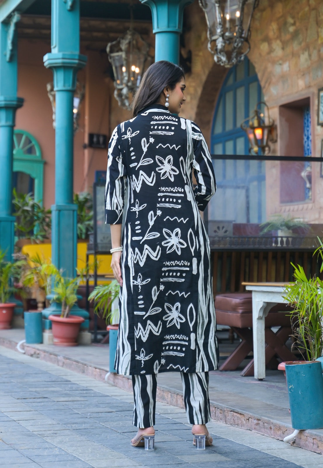 Agam collar cord set