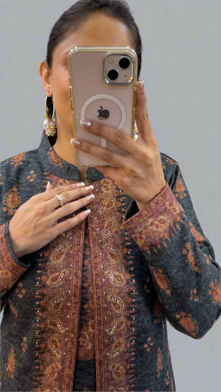 Adhavya Woolen shrug suit