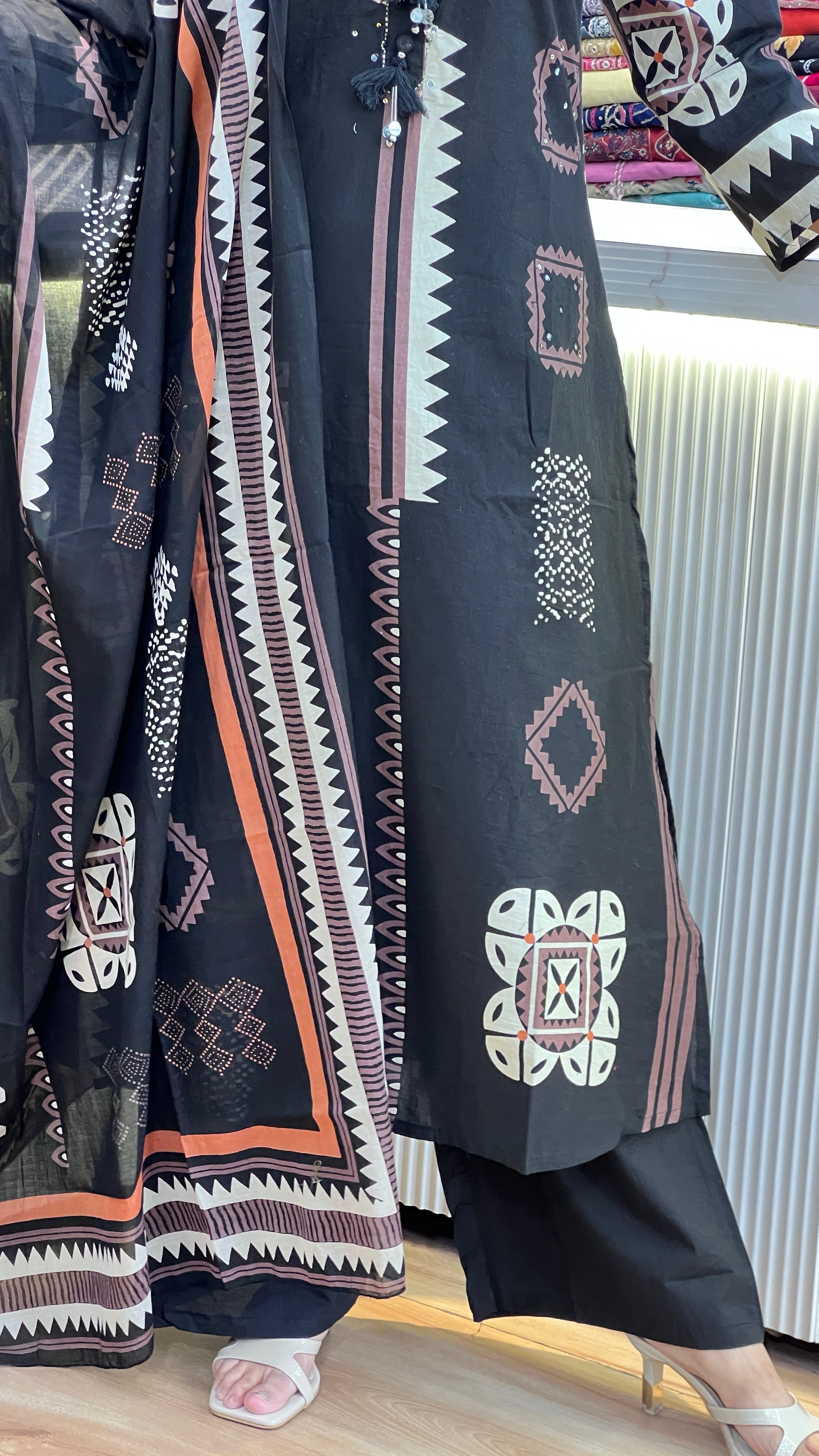 Pure cotton designer suit ( si 9767 )