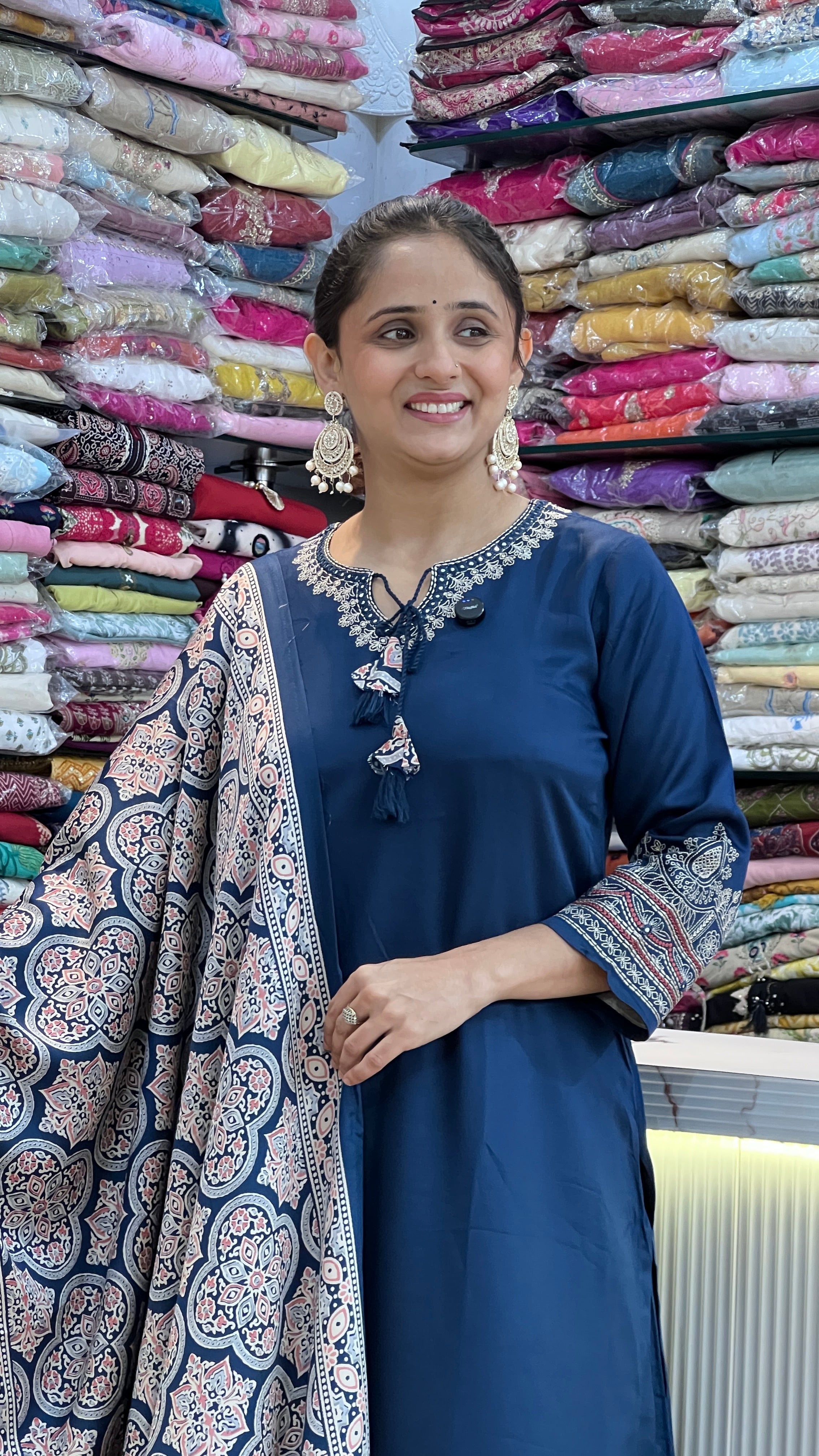 Premium gajji fabric suit ( ym 63567 )