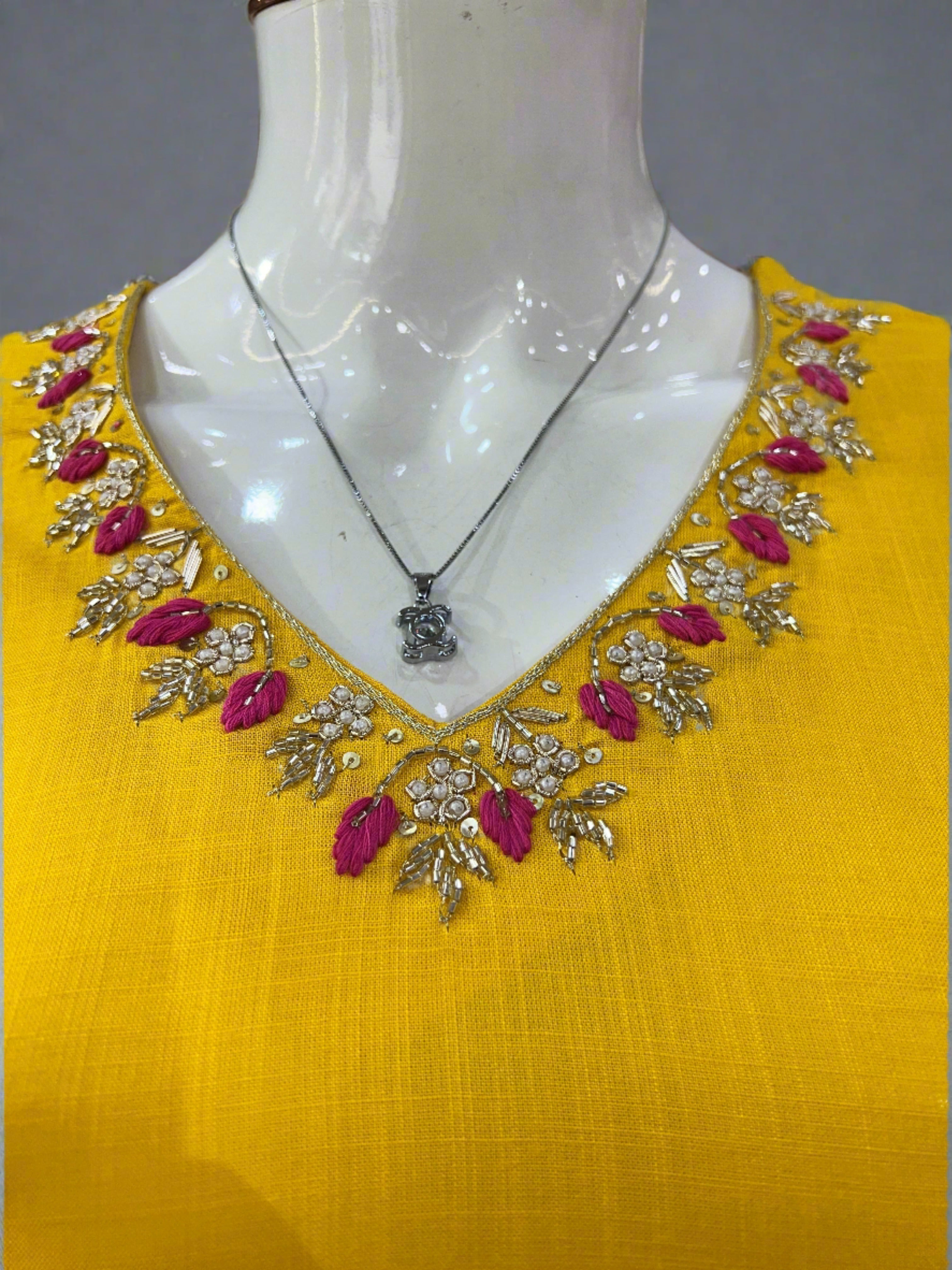 Annah hand embroidered short kurta