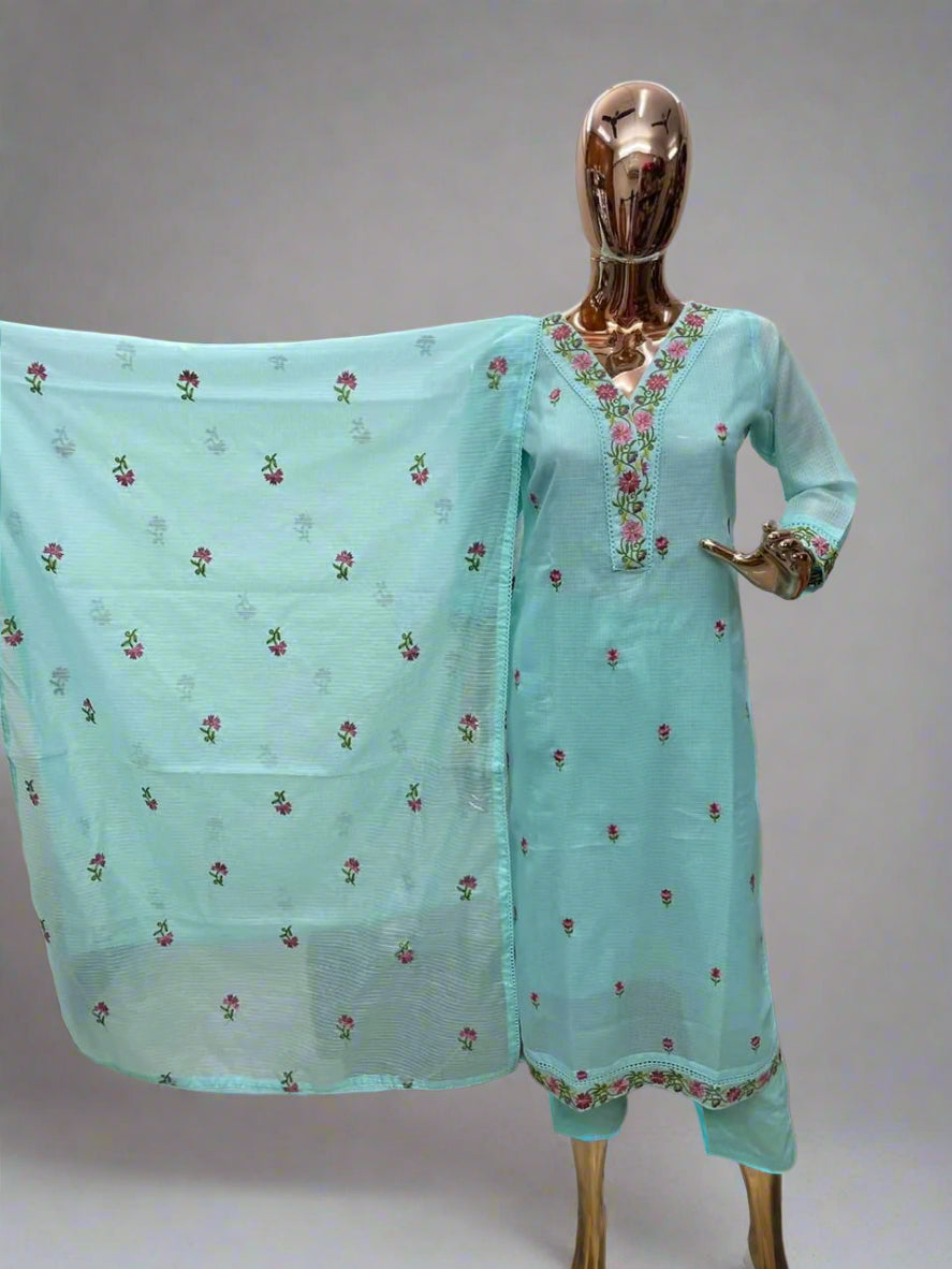 anavah kota doria suit