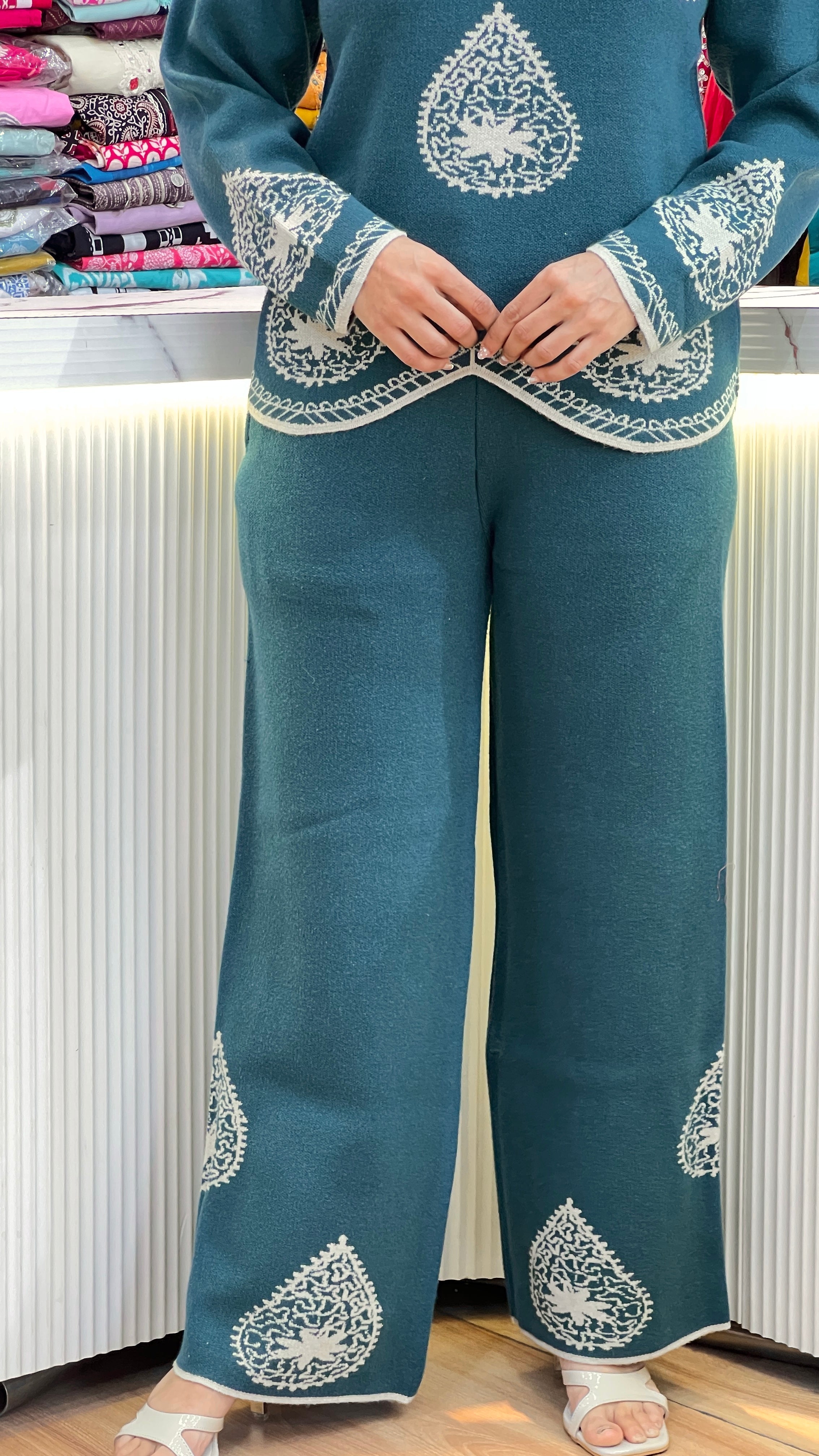 Premium knitted wool cord set ( rs lsn 767 )