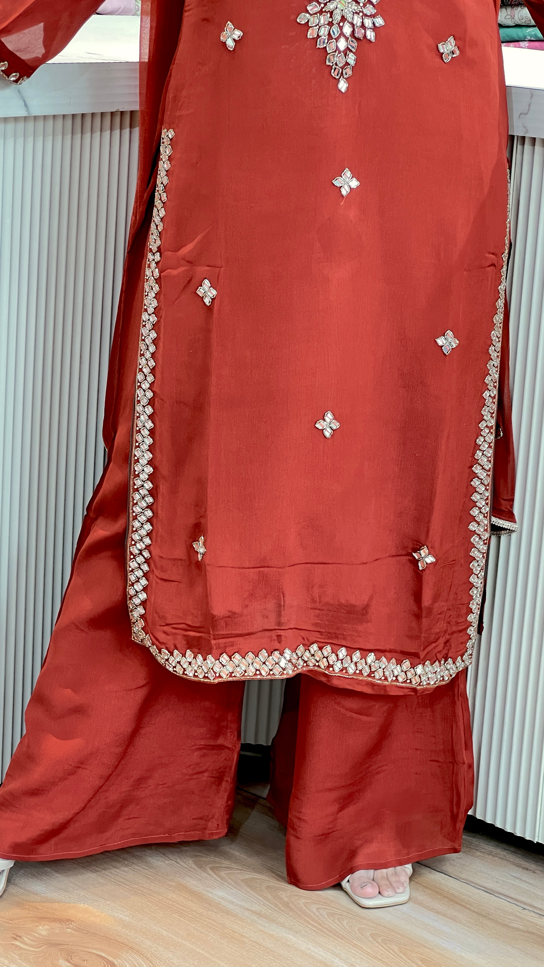 Pure chinon pakistani suit ( tj 27967 )