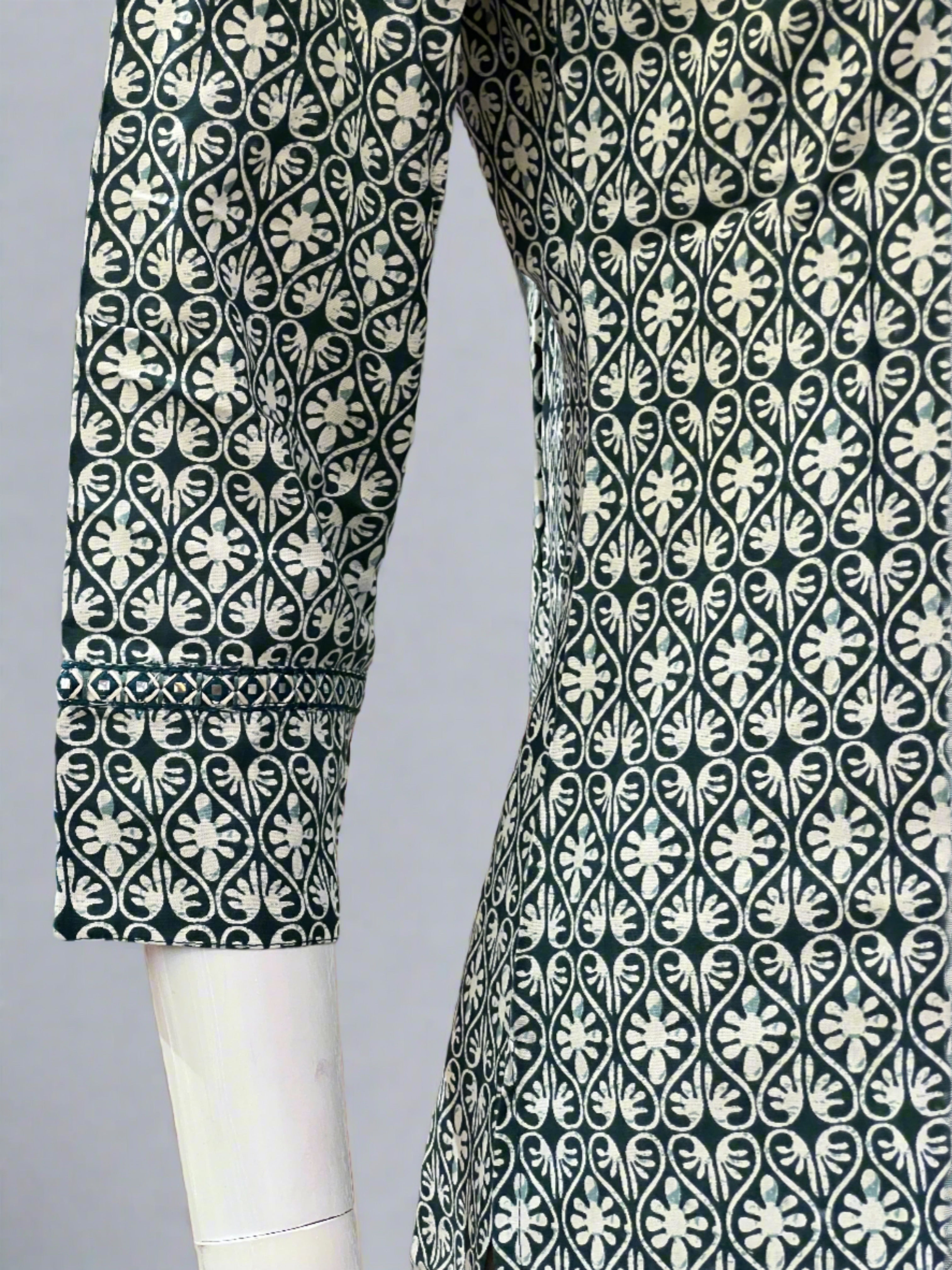 Abhini v neck short kurta