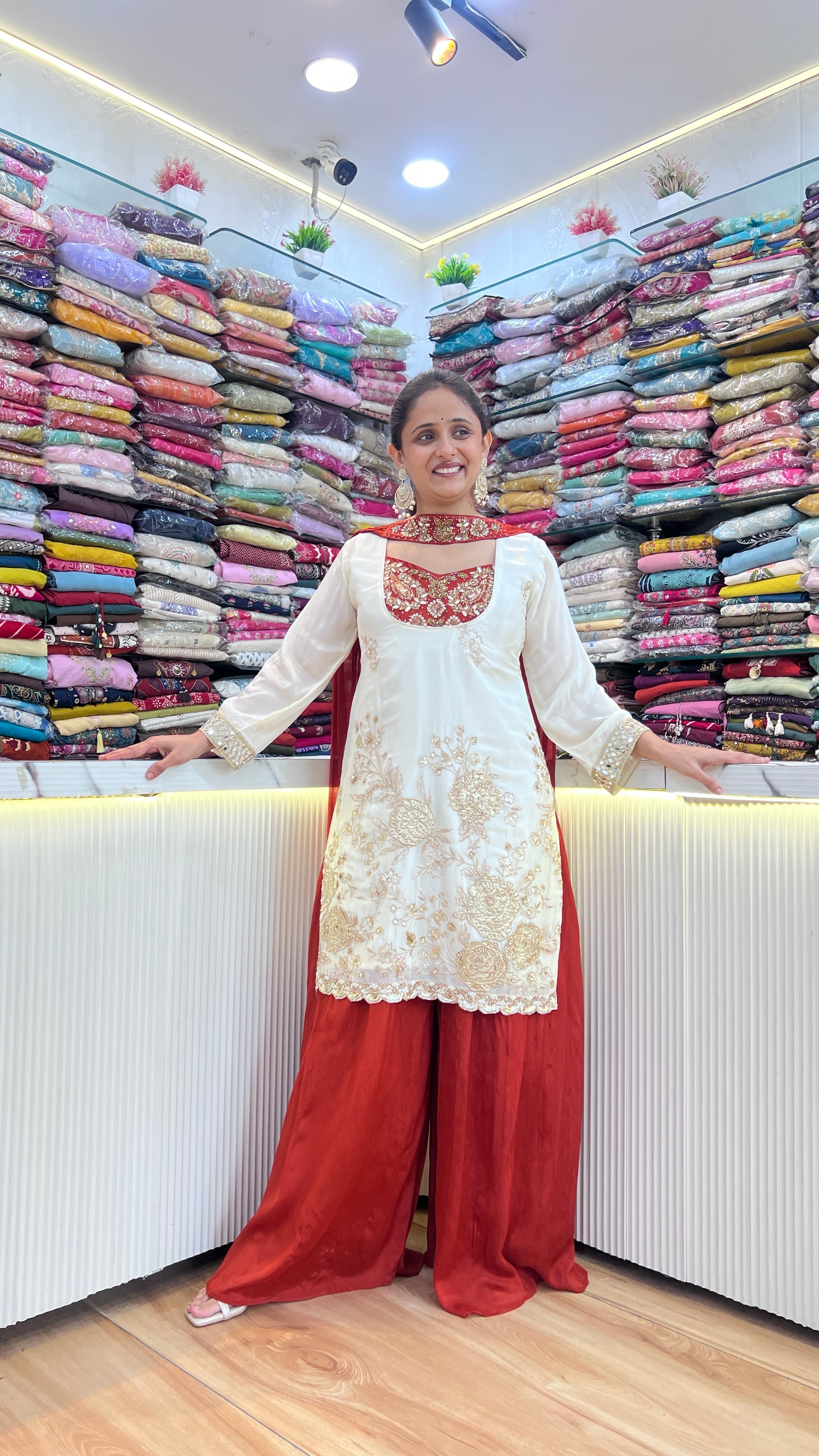Pure chinon embroidered 3pcs suit ( tj 29067 )