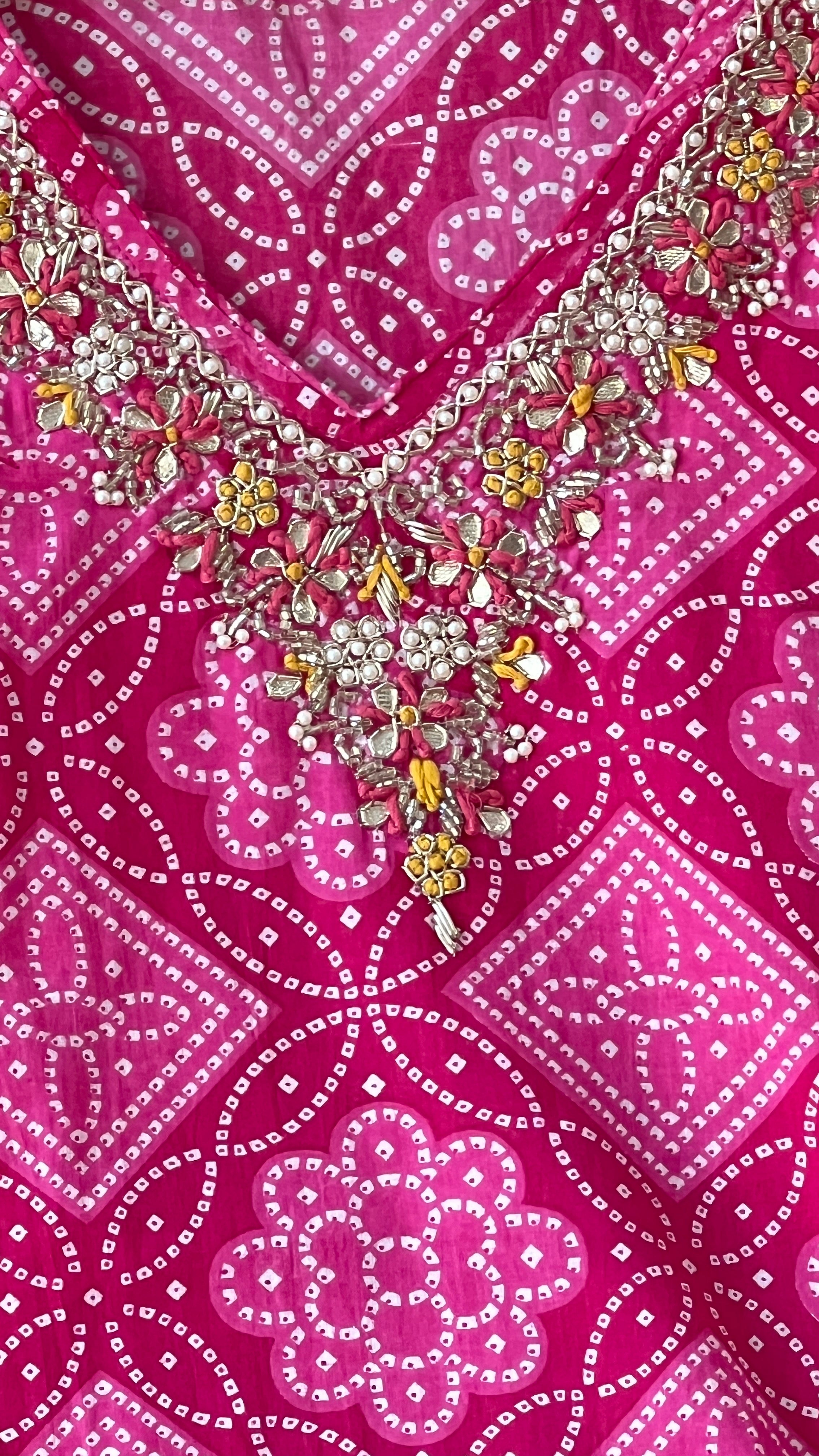 Avriya v neck pure cotton suit