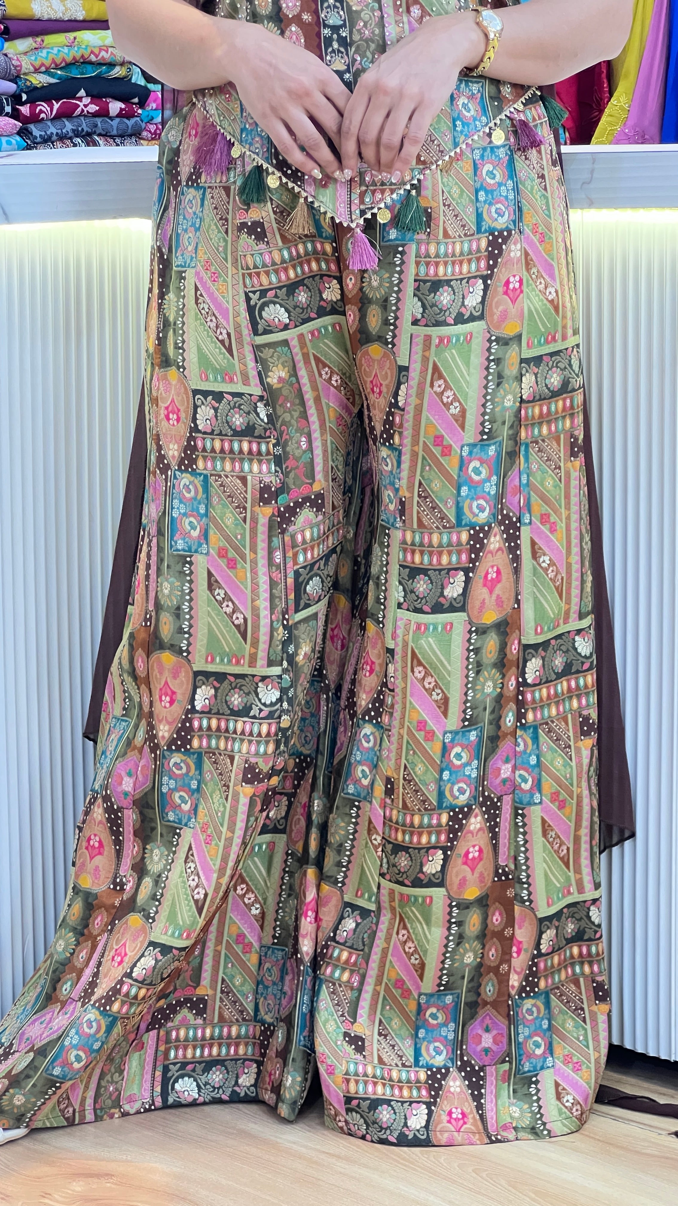 Designer Indo-Western Banarasi Outfit ( sdw 1867 )