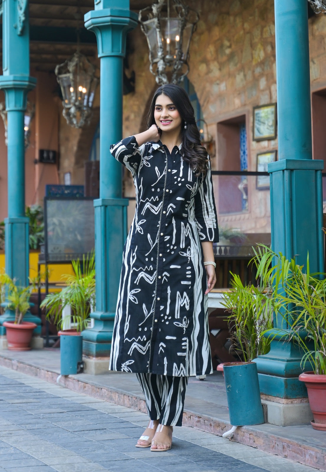 Agam collar cord set