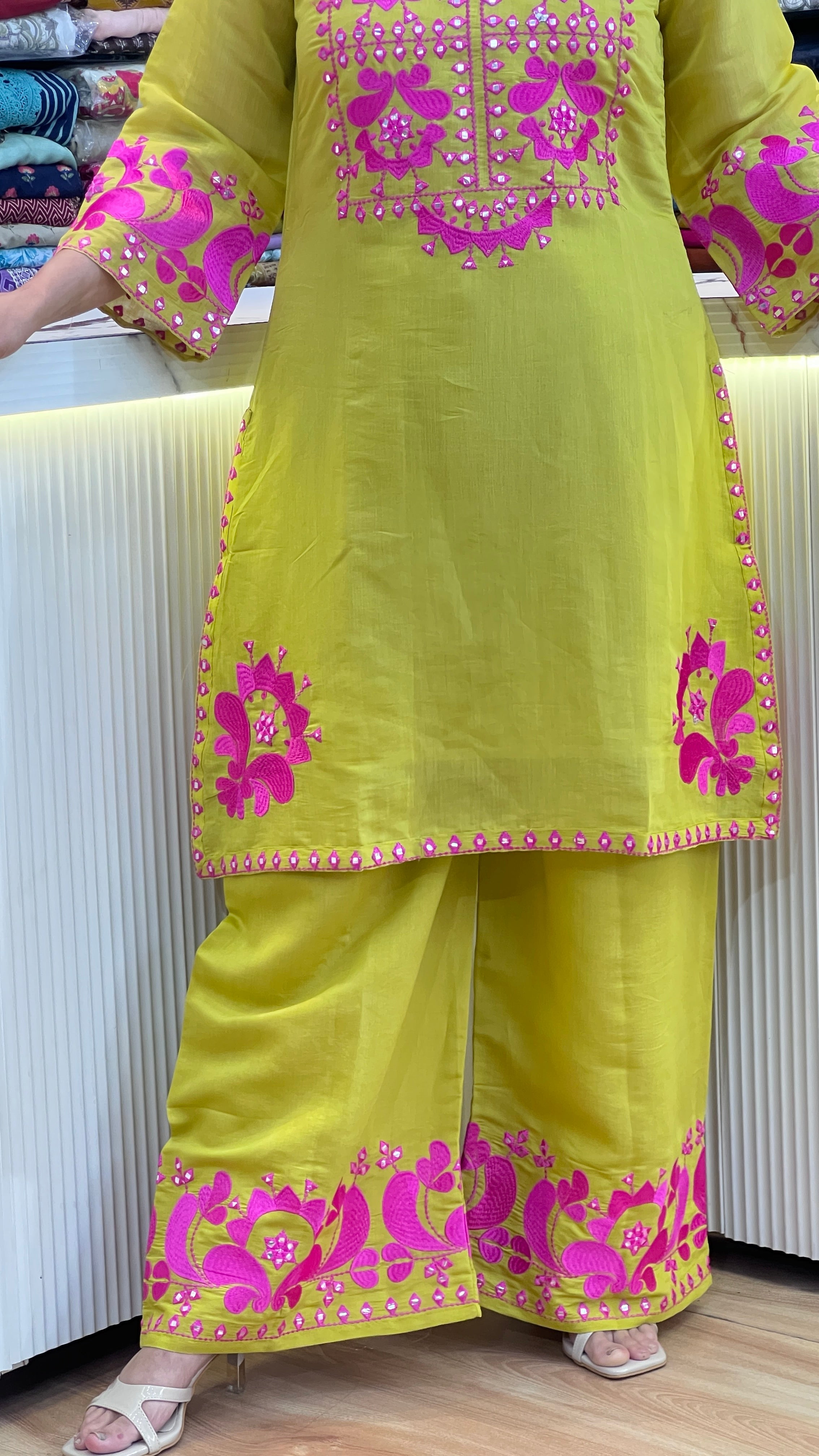 Embroidered mul chanderi cord ( si 9467 )