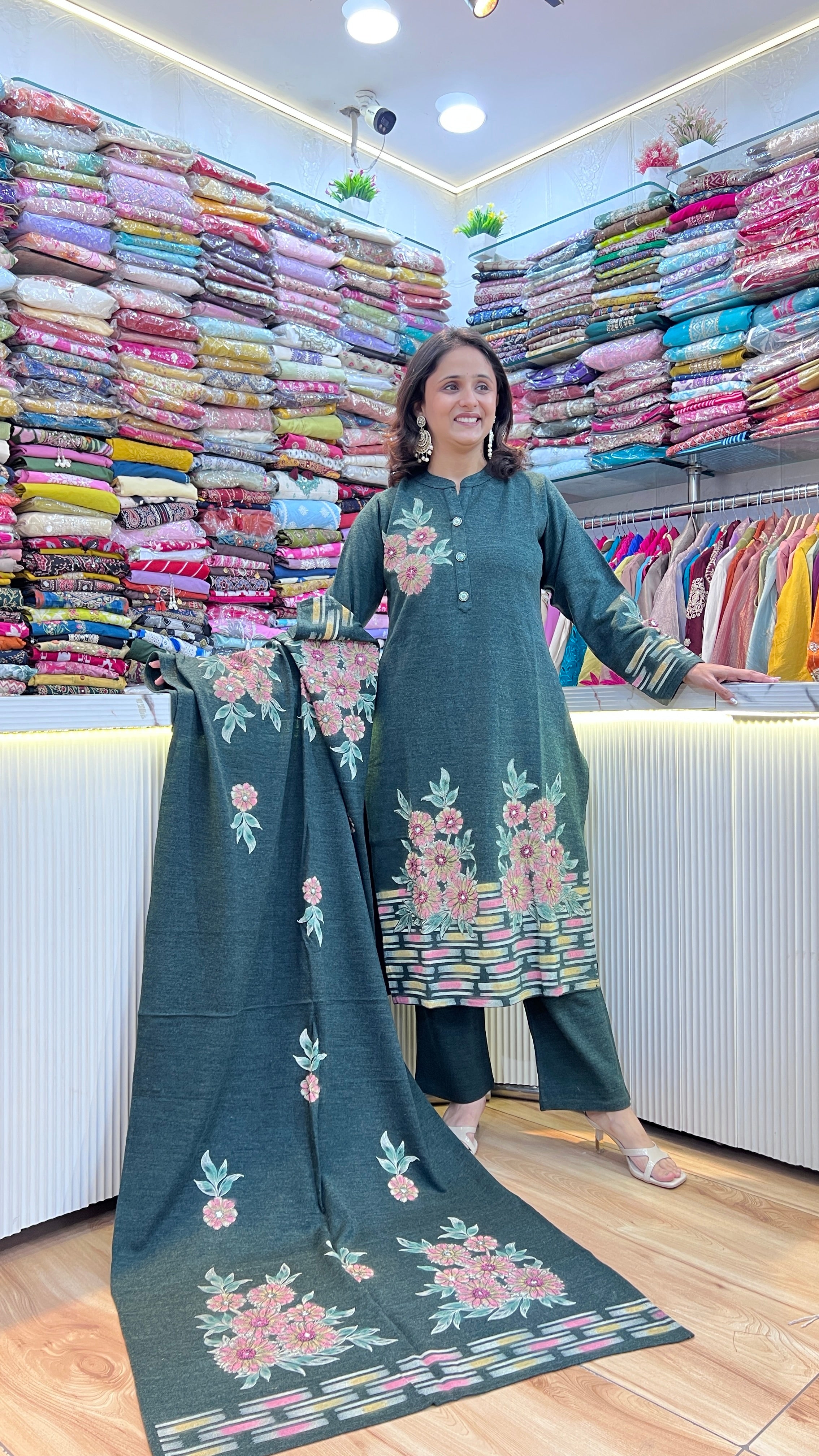 Premium daffodil wool suit ( miss 972 )