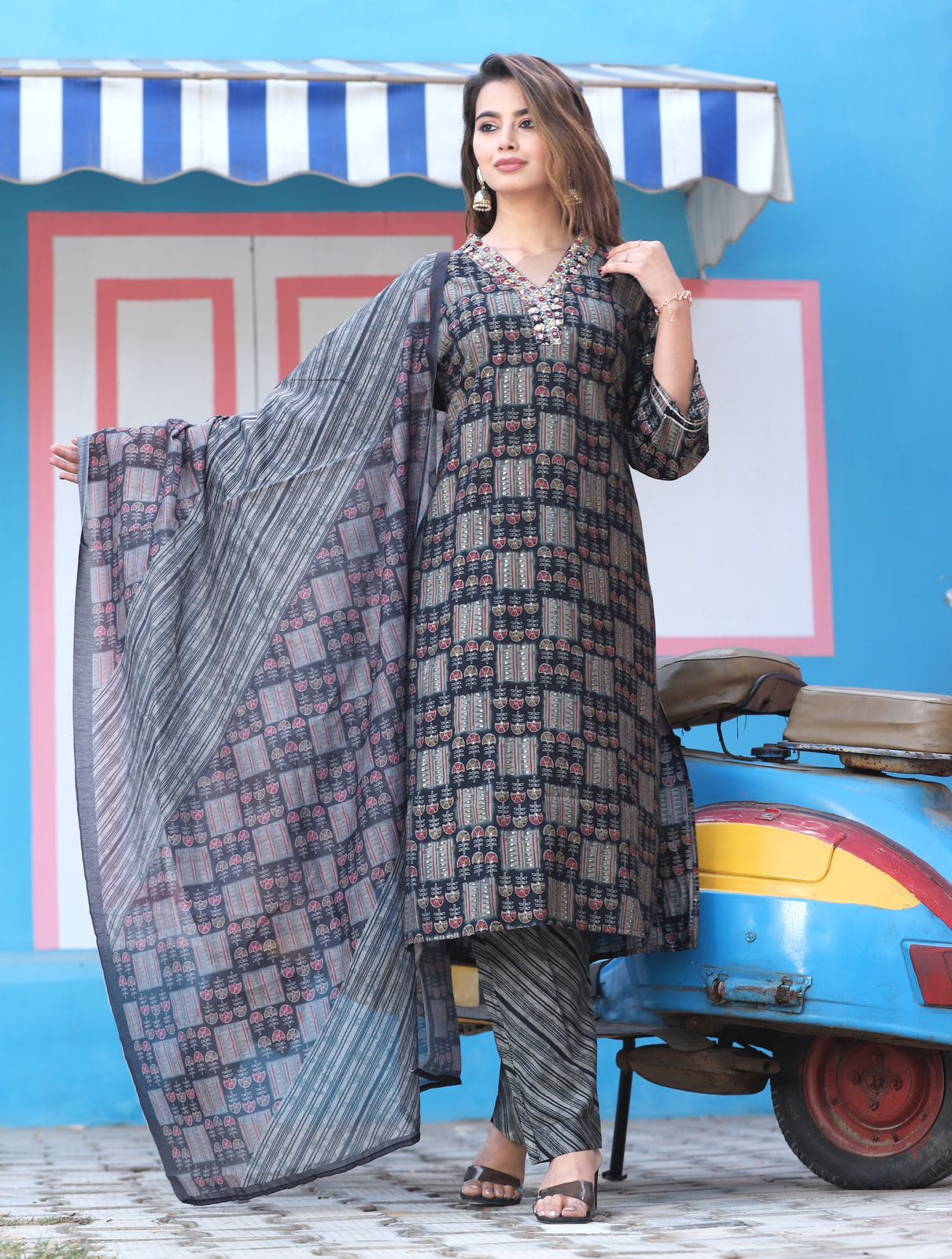 Arhi modal suit with digital dupatta