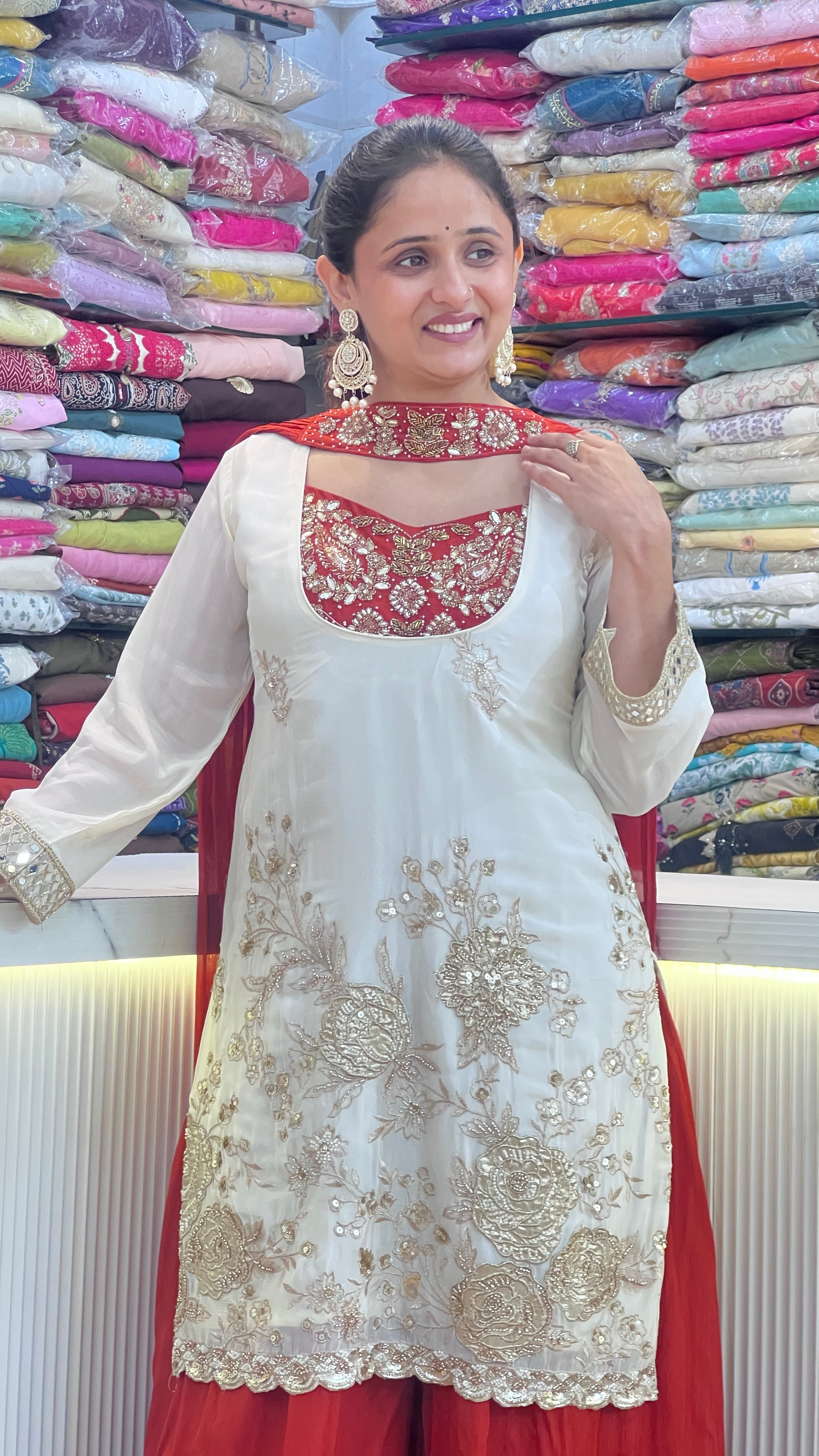 Pure chinon embroidered 3pcs suit ( tj 29067 )