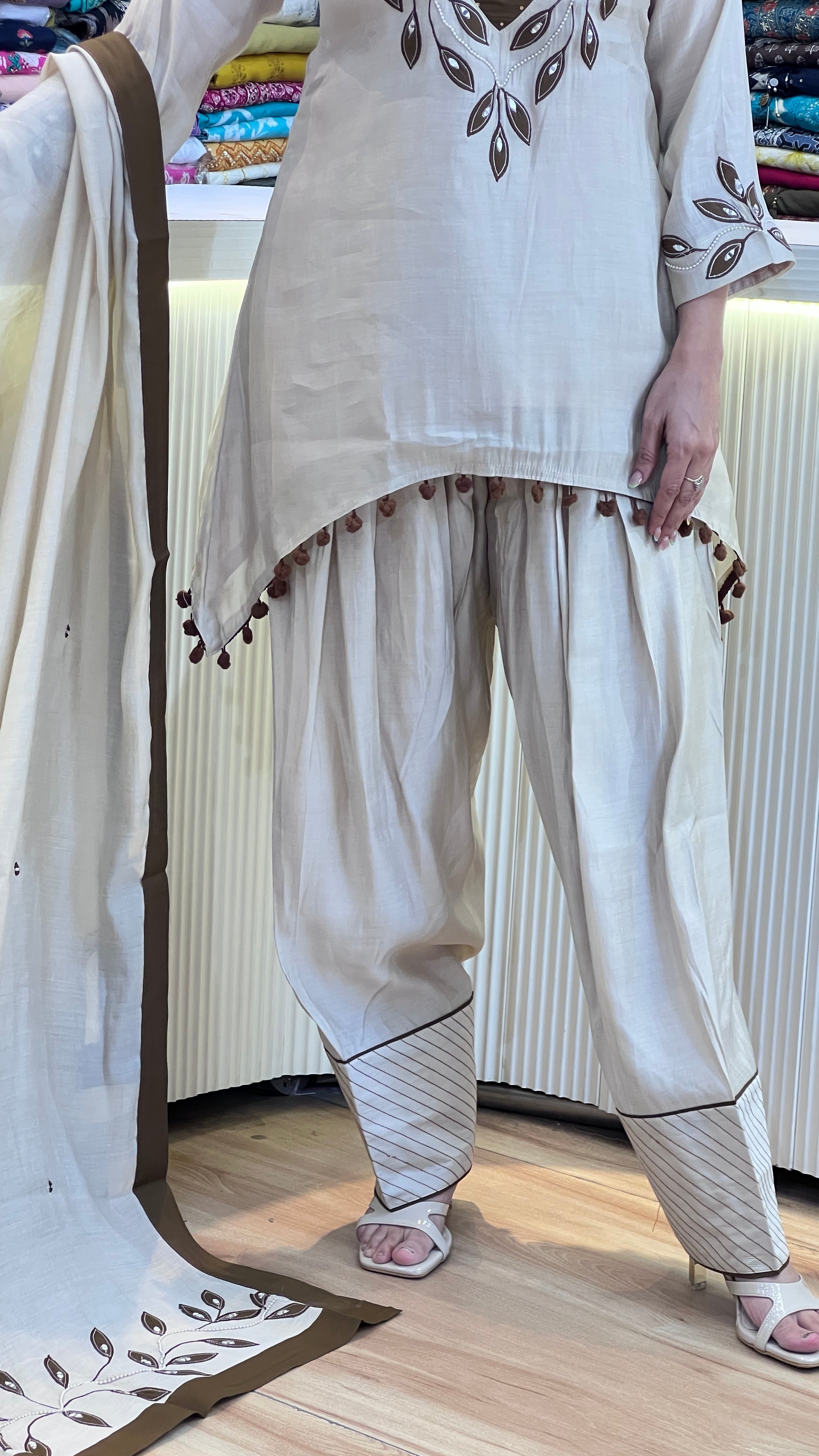 Mul chanderi farshi suit ( tj 30467 )
