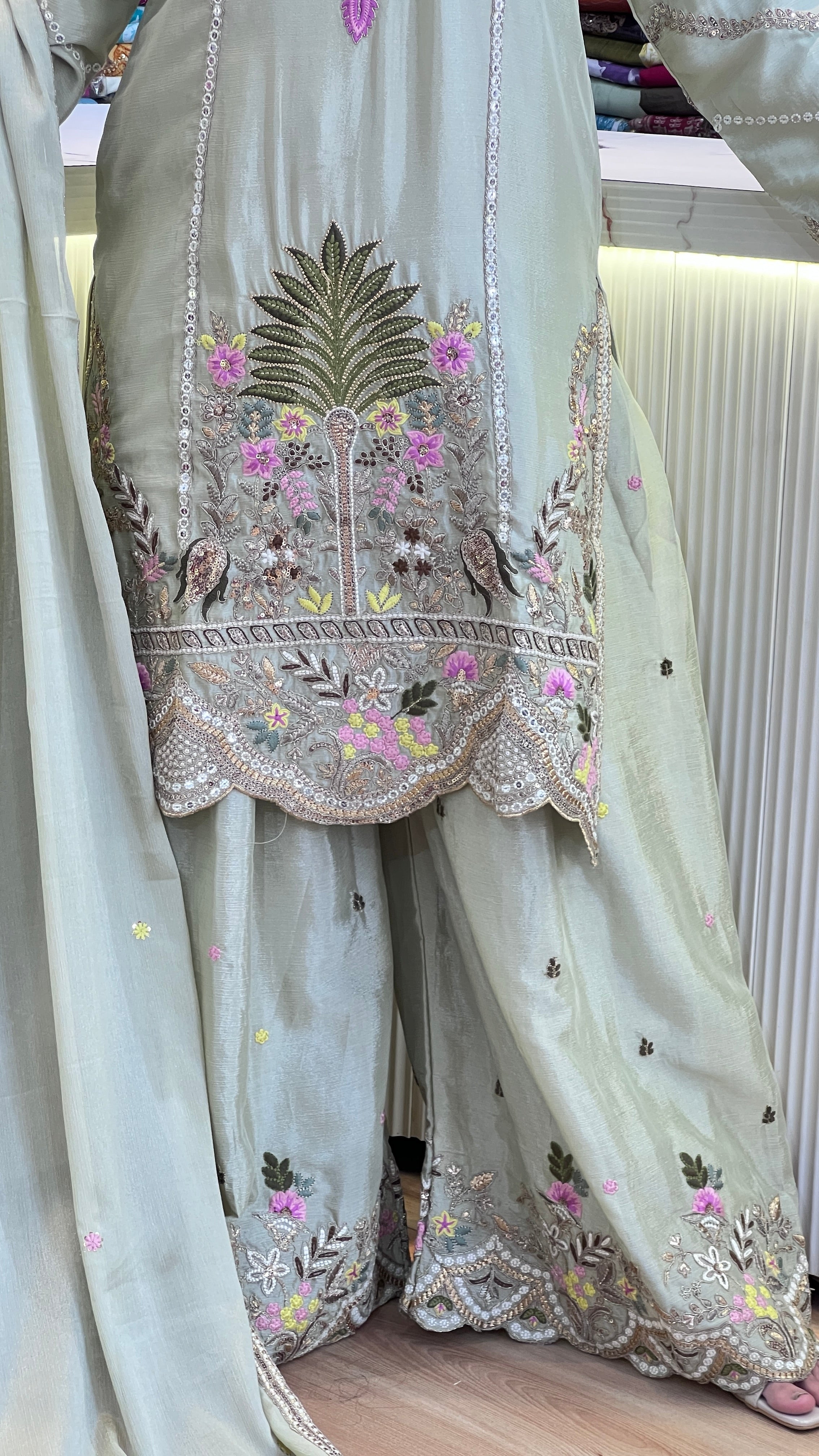 Embroiderd chinon plazo suit ( tj 30667 )