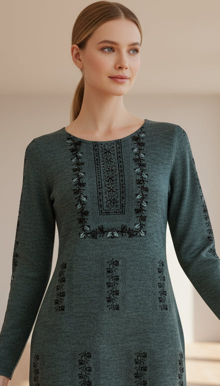 Heavy knitted woolen suit (5507)