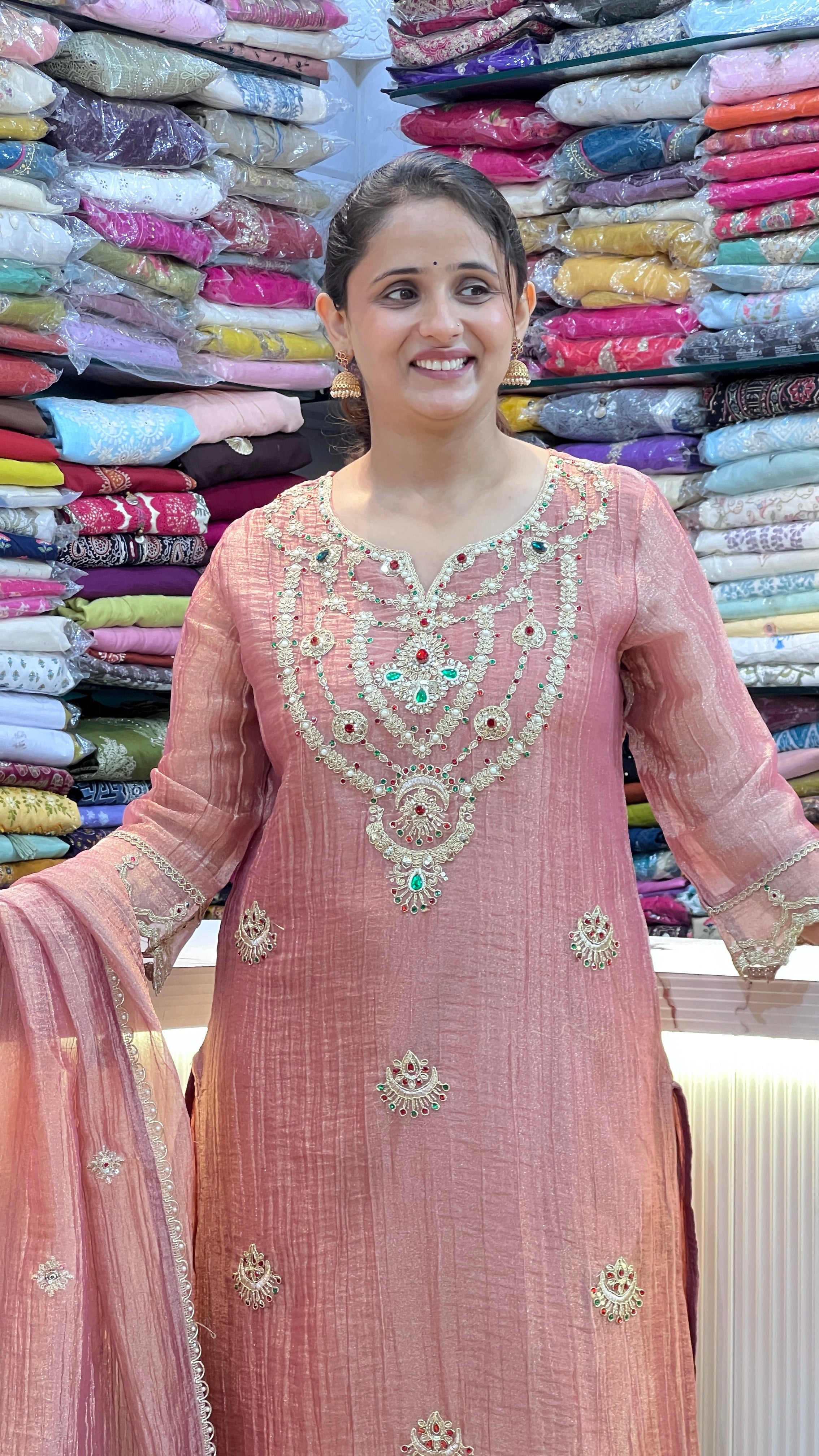 Jewelry embroidered tissue suit ( na 2367 )