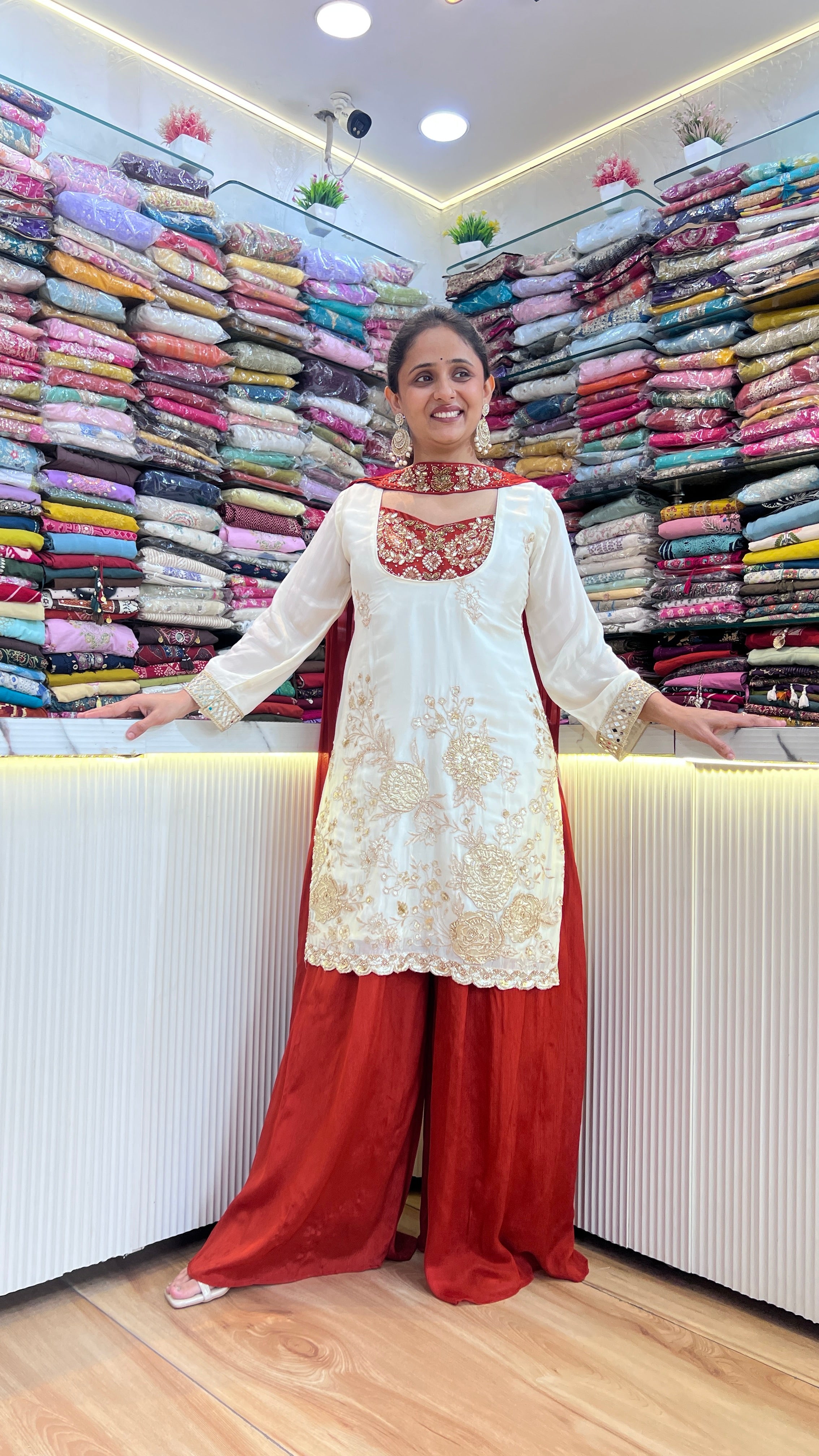 Pure chinon embroidered 3pcs suit ( tj 29067 )