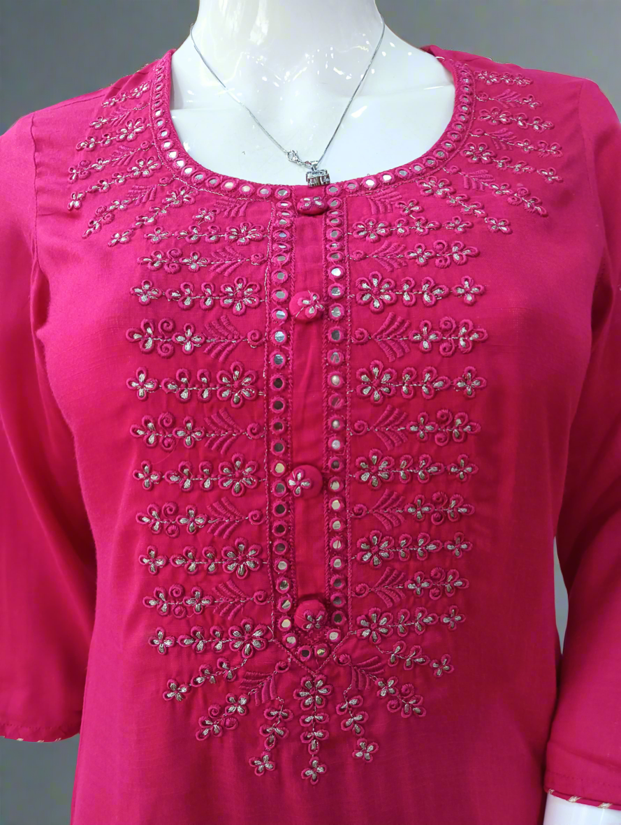 Armh embroidered short kurta