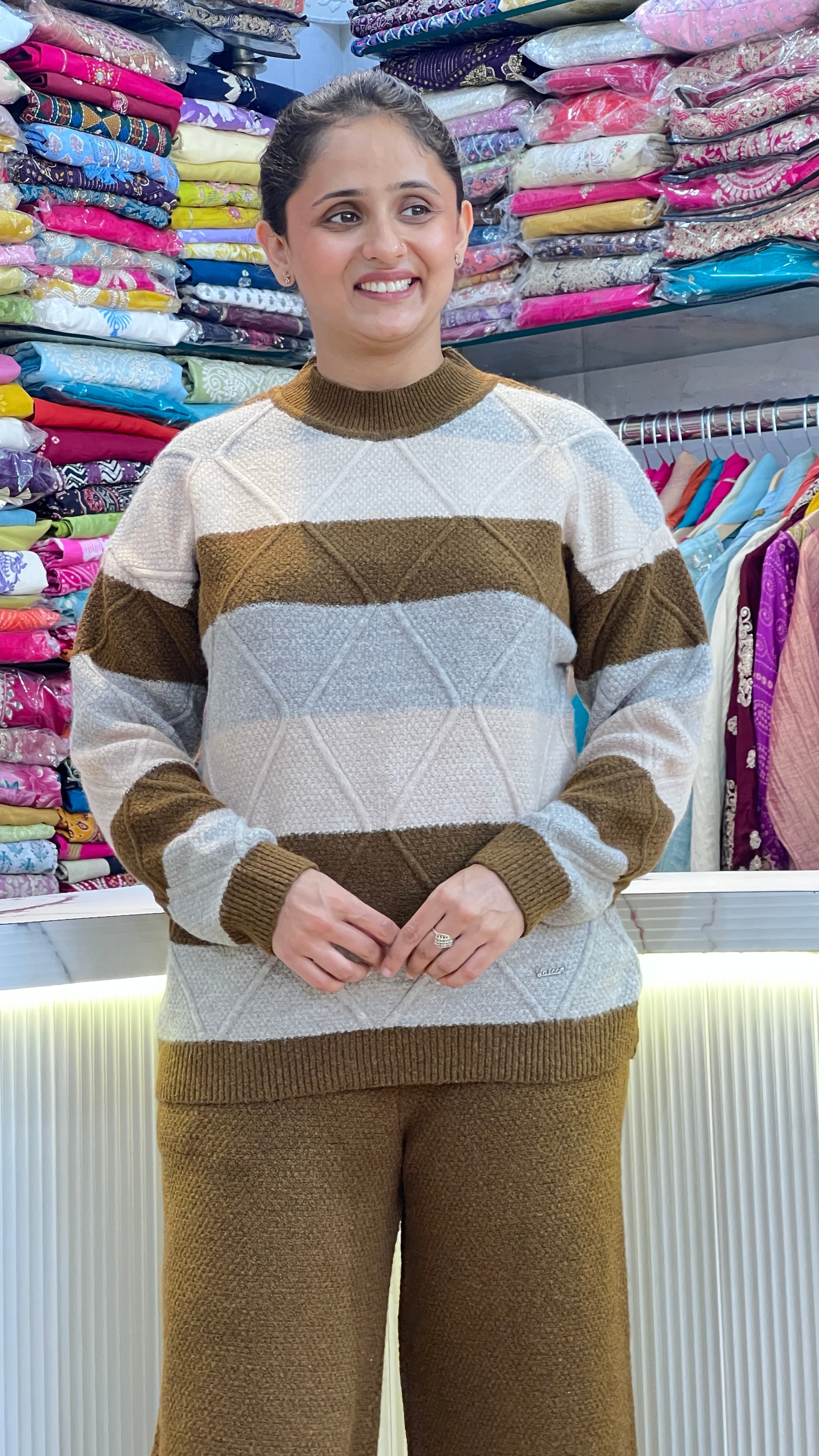 Heavy Knitted Wool Co-Ord Set ( rs lsn 567 )
