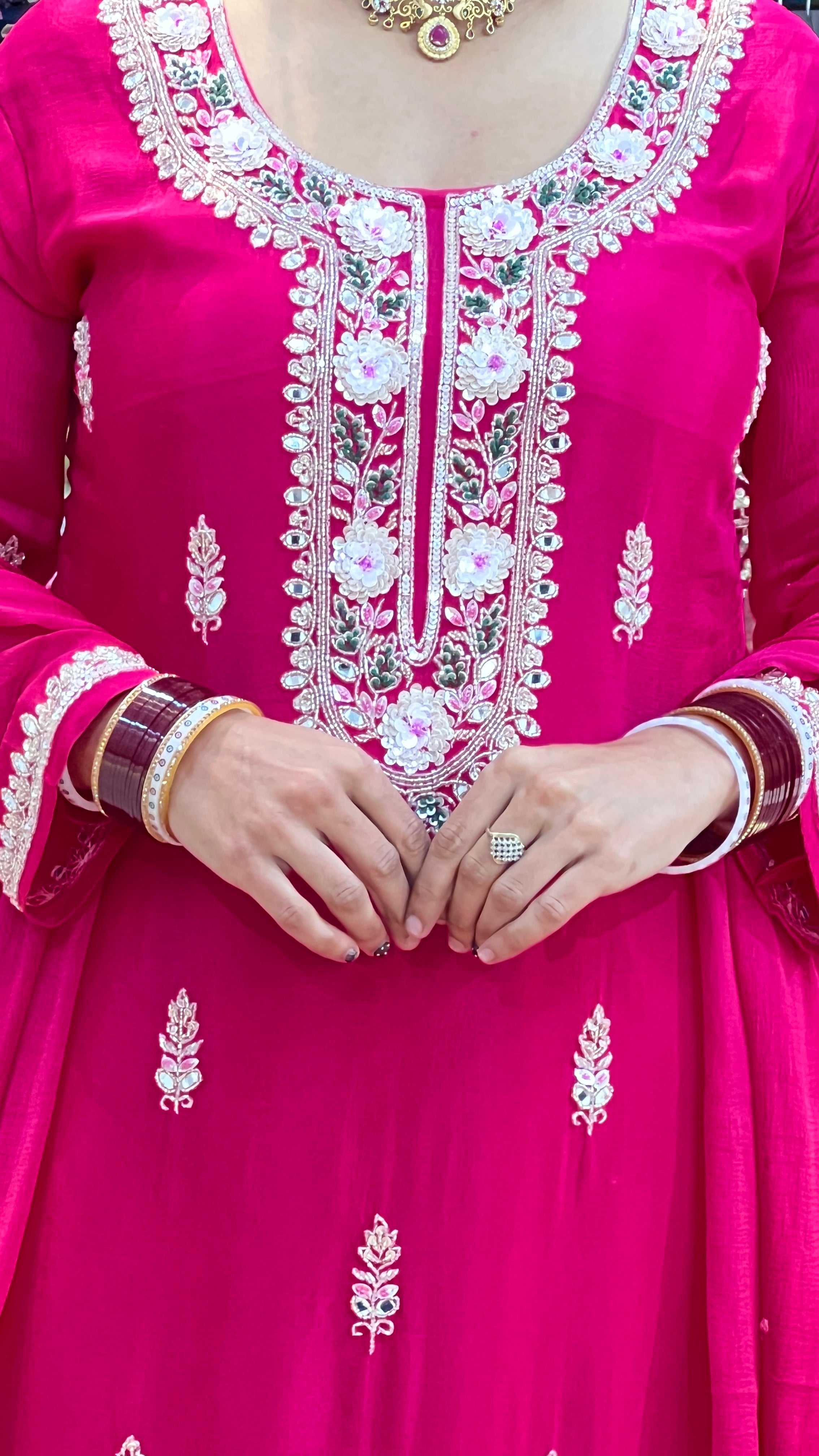Pure chinon hand work suit ( sdw 2767 )