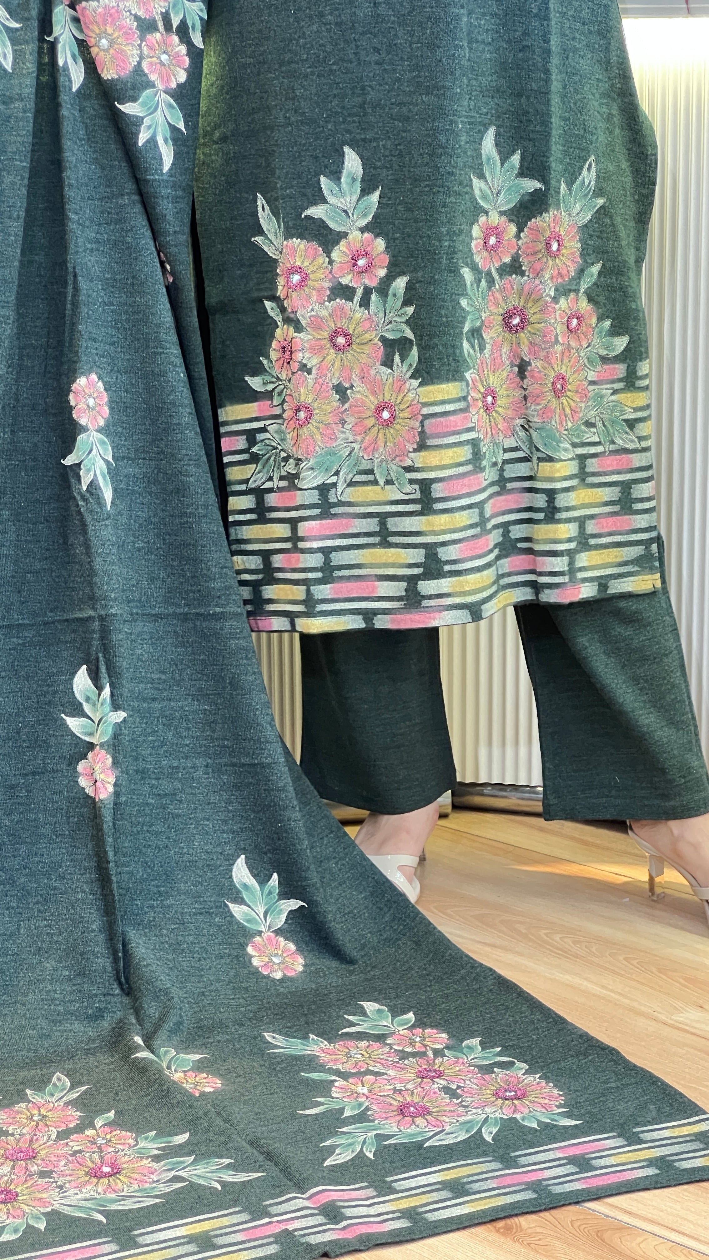 Premium daffodil wool suit ( miss 972 )