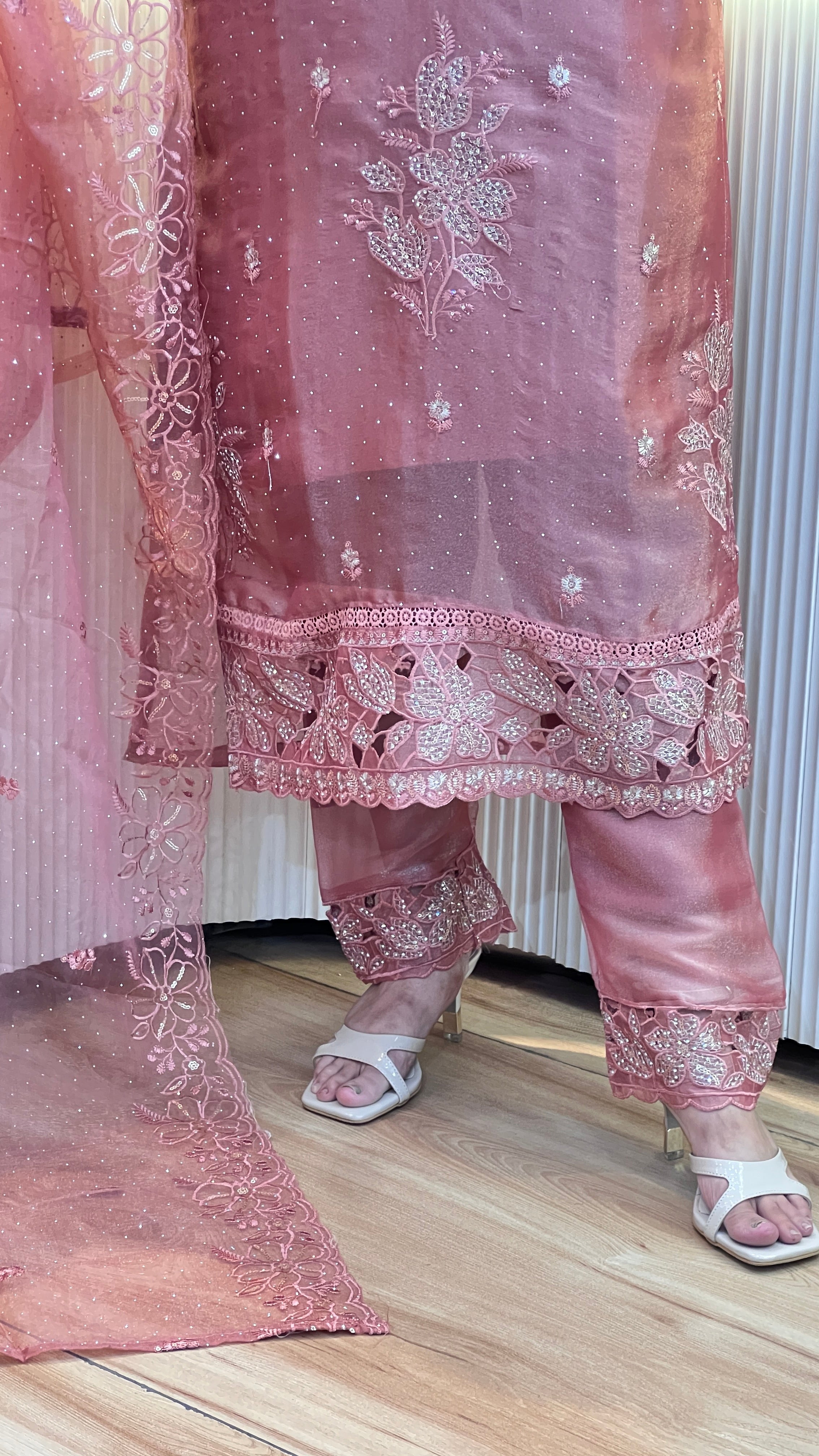 Premium glass tissue suit ( tls 16067 )