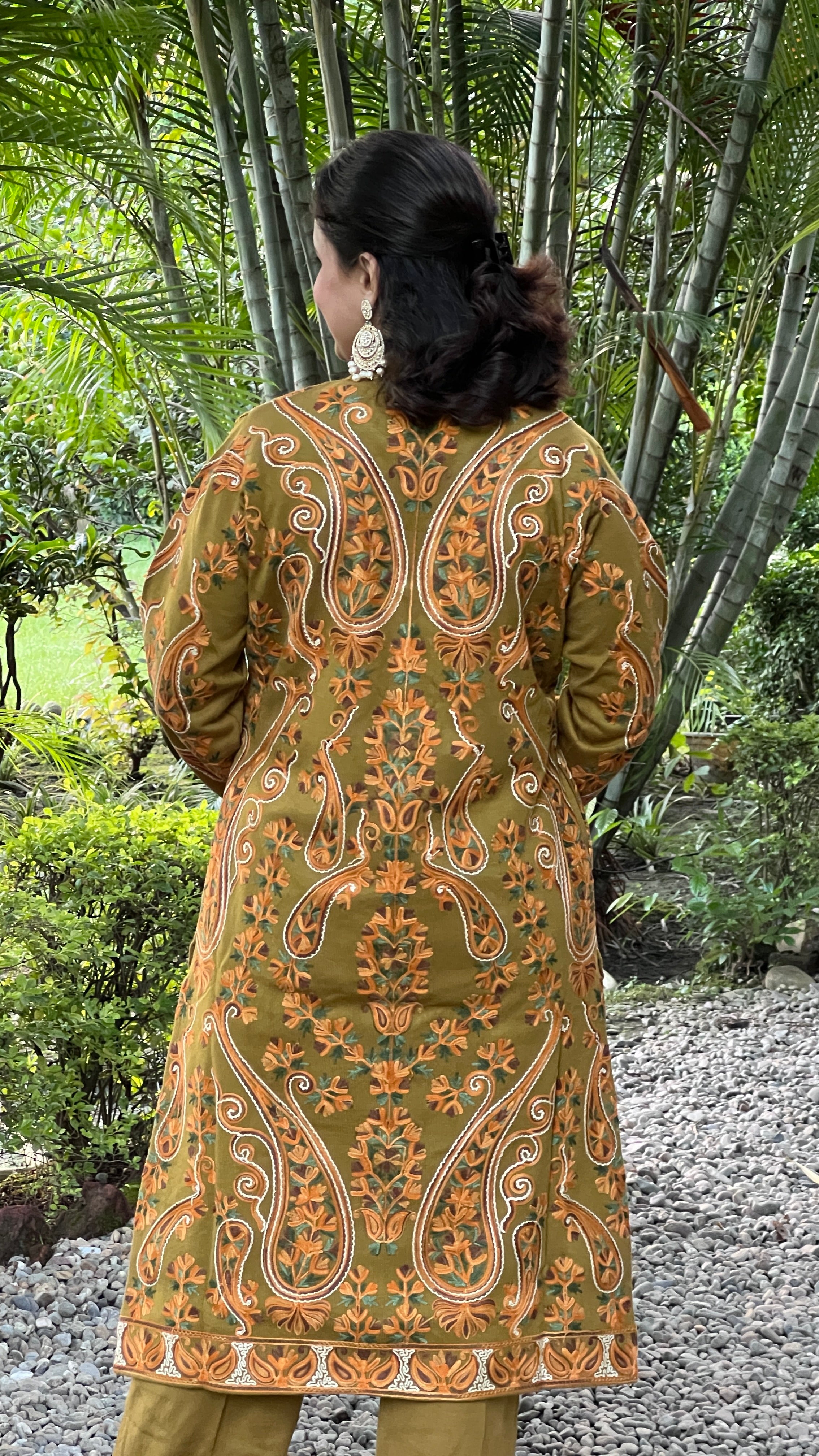 Premium 3-Piece Kashmiri Long Shrug Set ( rs sa 4053 )