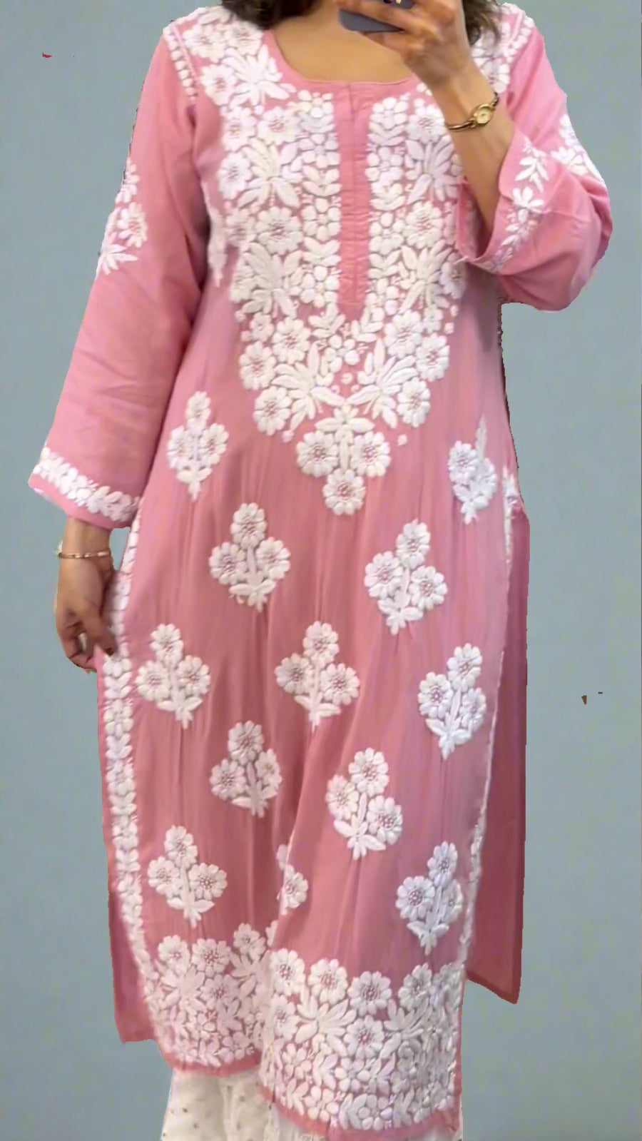 Abha Lakhnavi Kurti