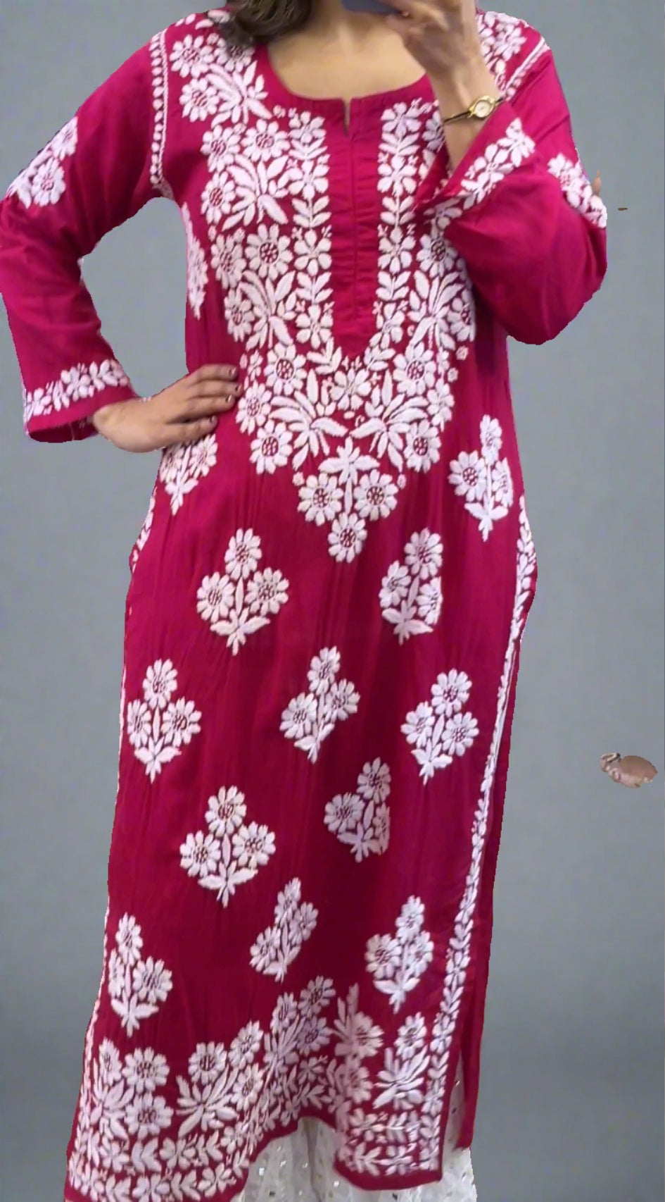 Abha Lakhnavi Kurti