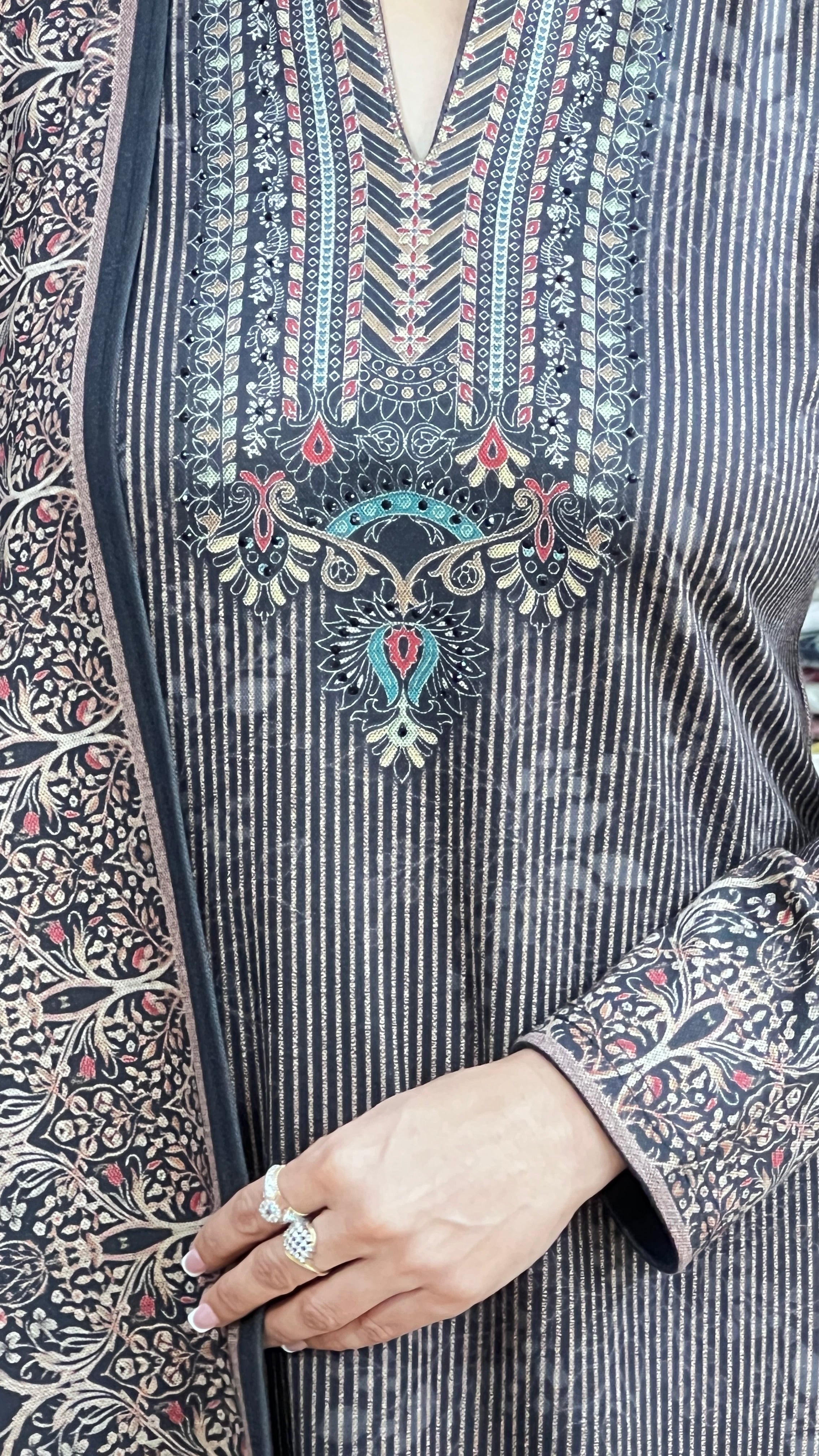 Premium karachi wool suit (904)