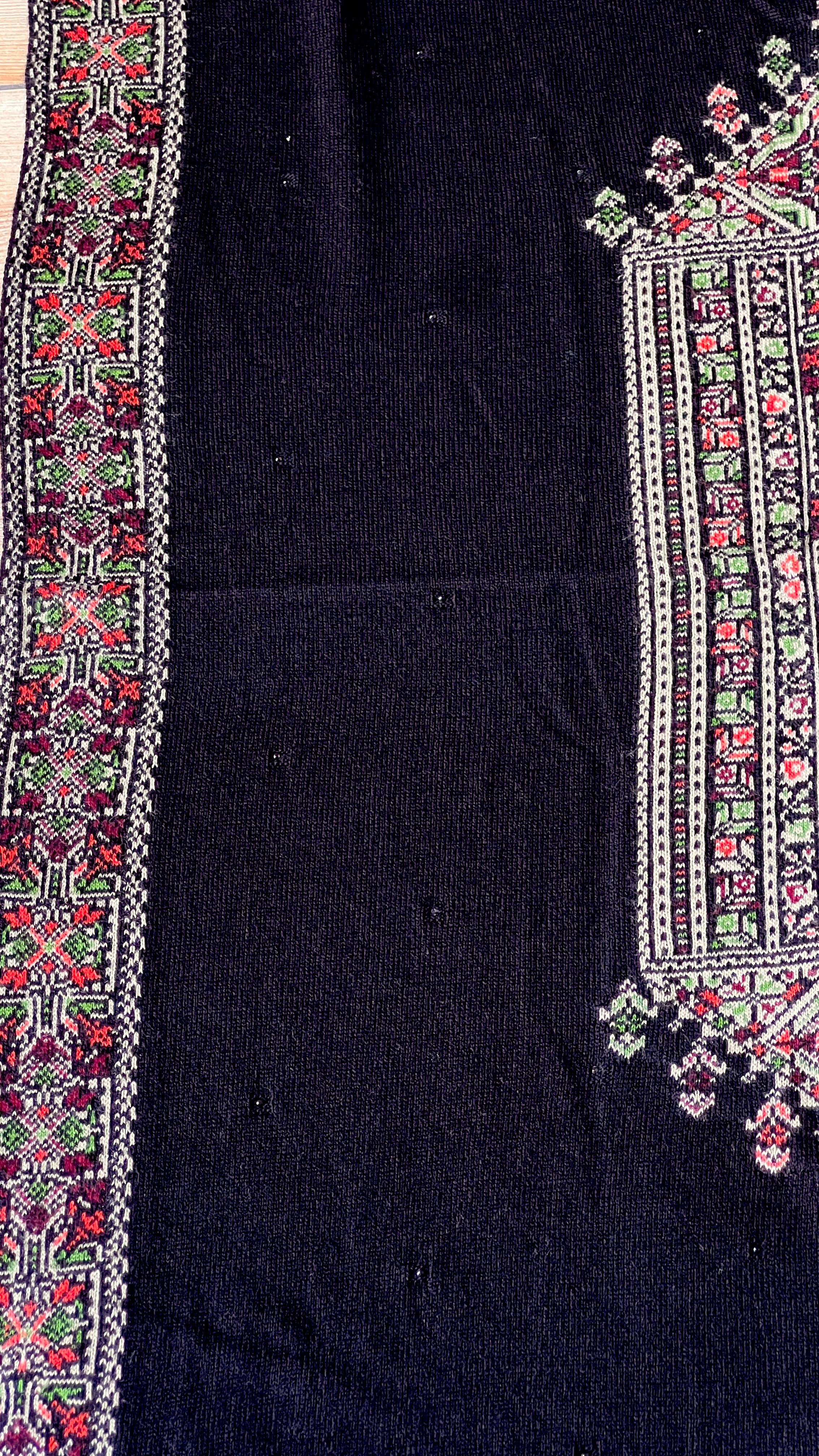 Premium wool kashmiri weaving stole (5525)
