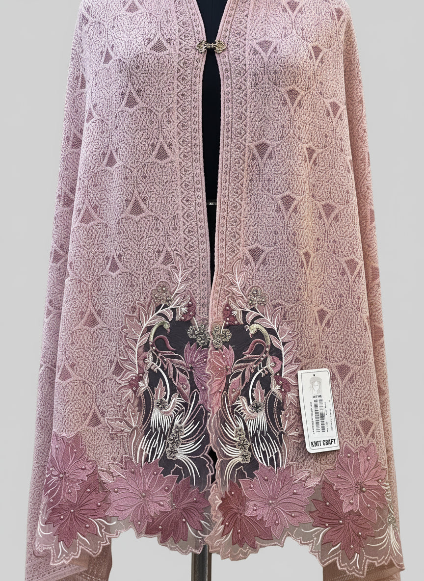 Embroiderd ponchu stole