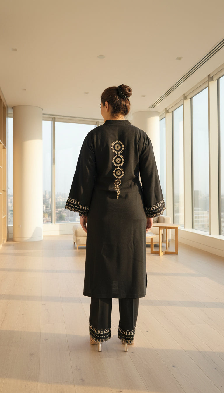 Premium daffodil embroidered 2 piece set