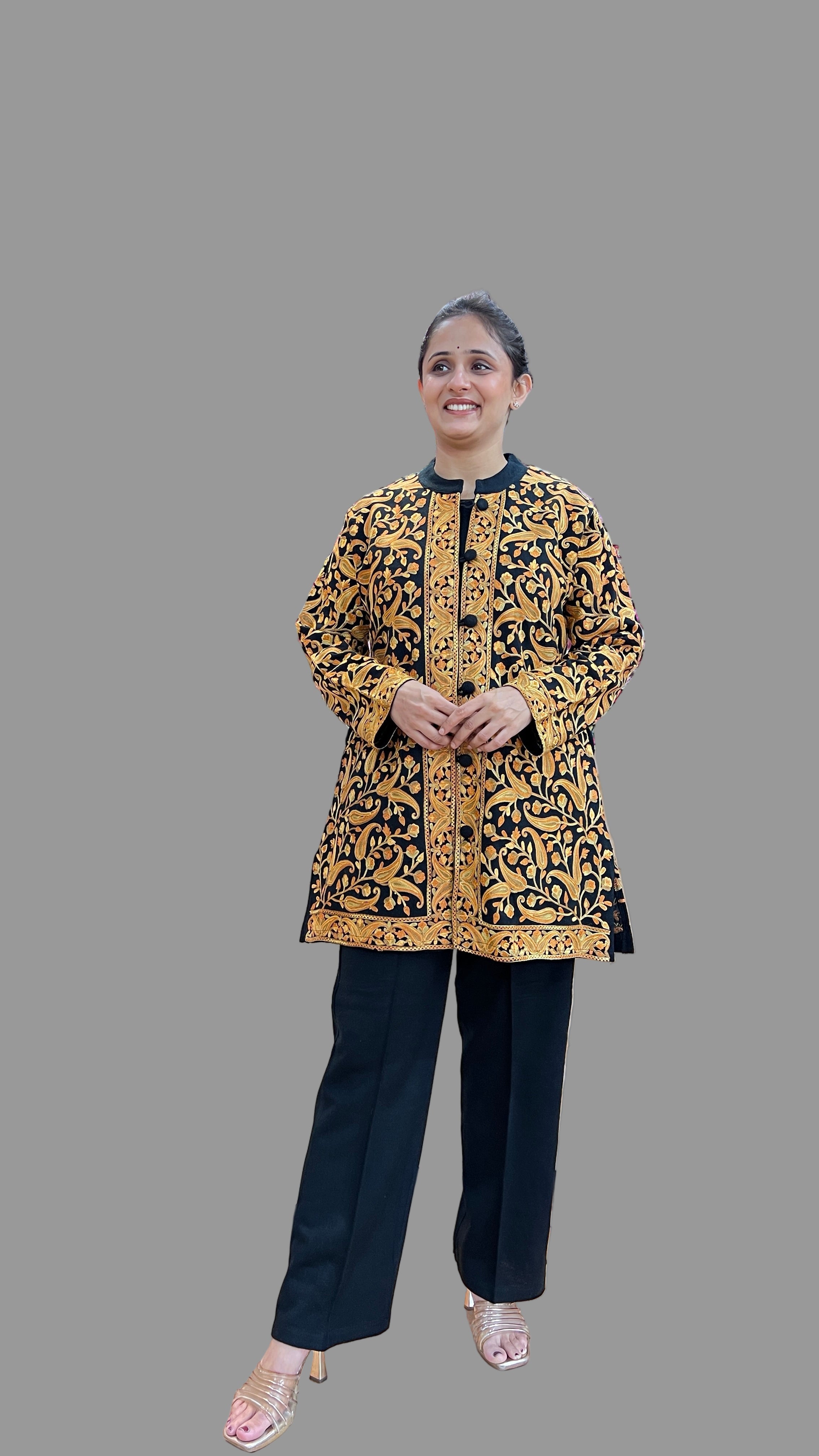 Premium daffodil embroidered 3 piece set (short)