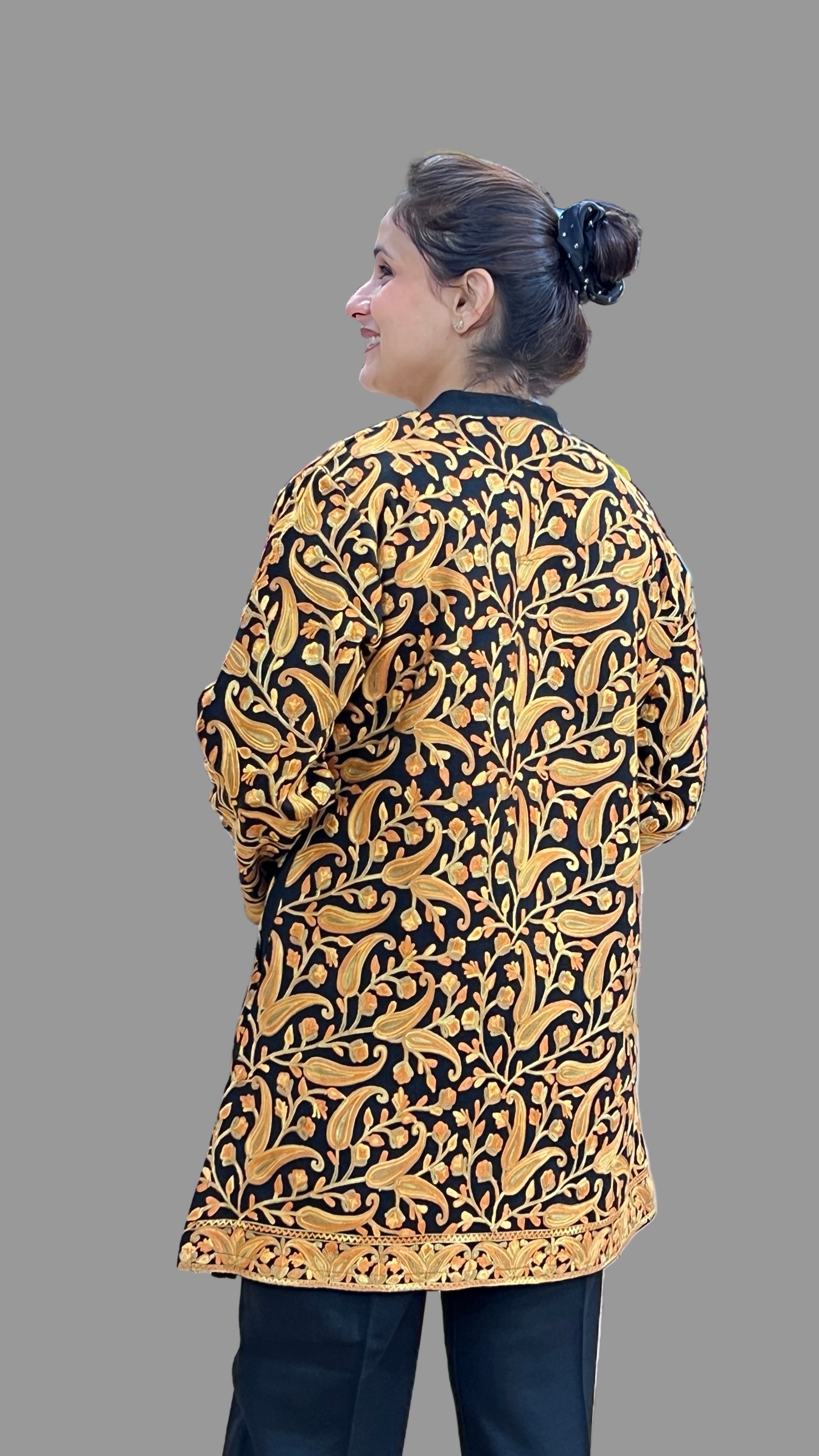 Premium daffodil embroidered 3 piece set (short)