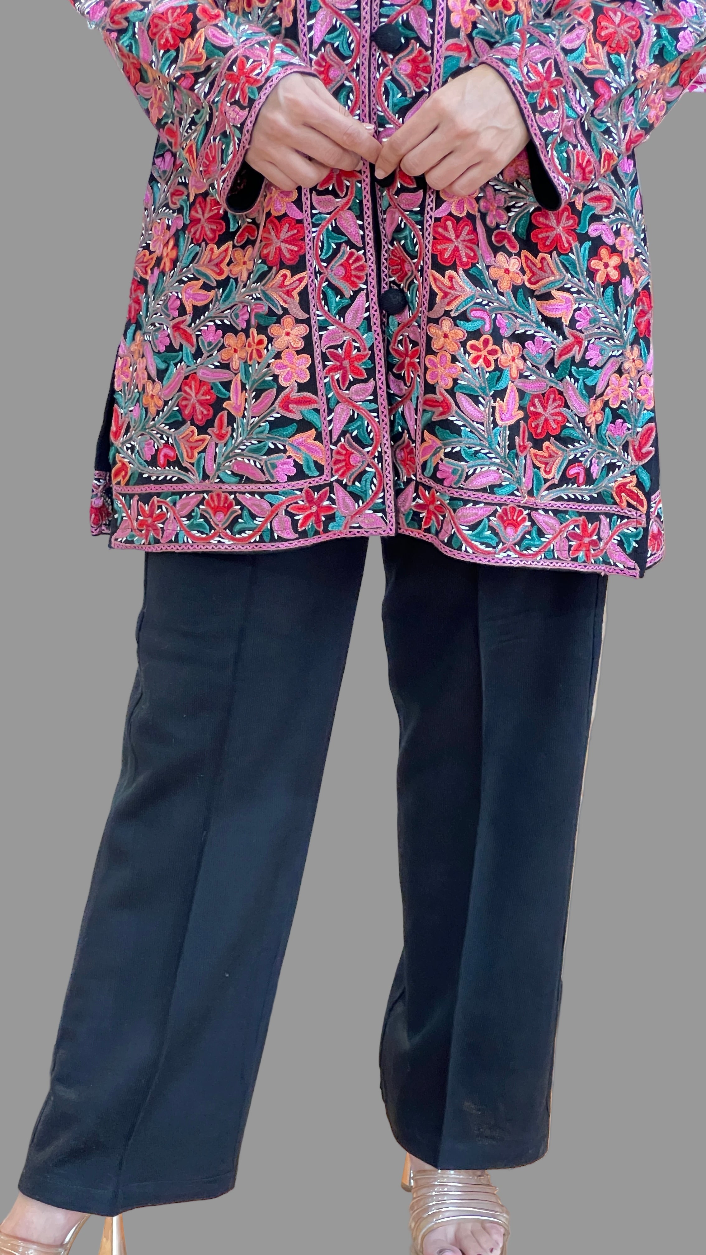 Premium daffodil embroidered 3 piece set (short)