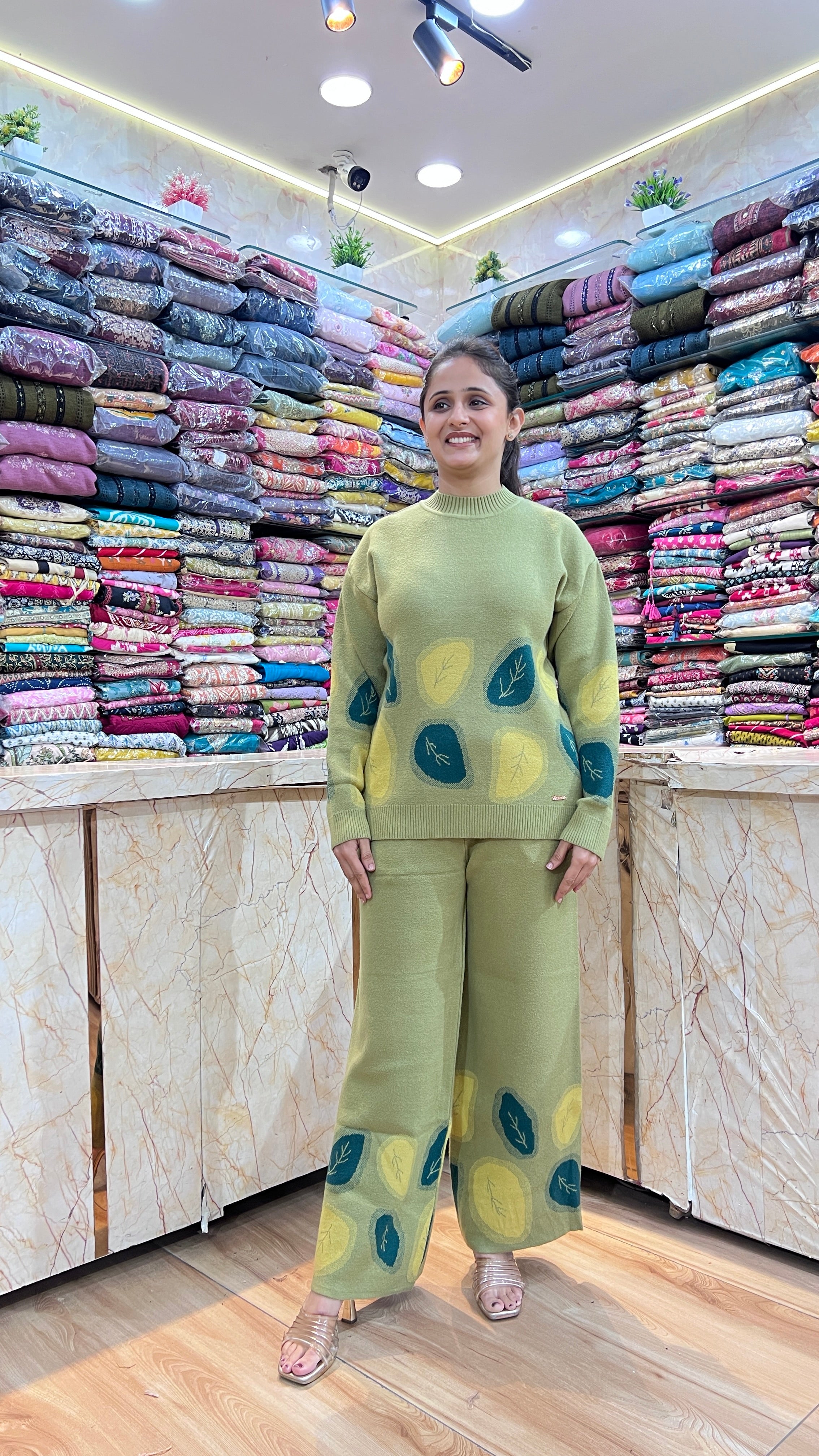 Super soft wool cord set