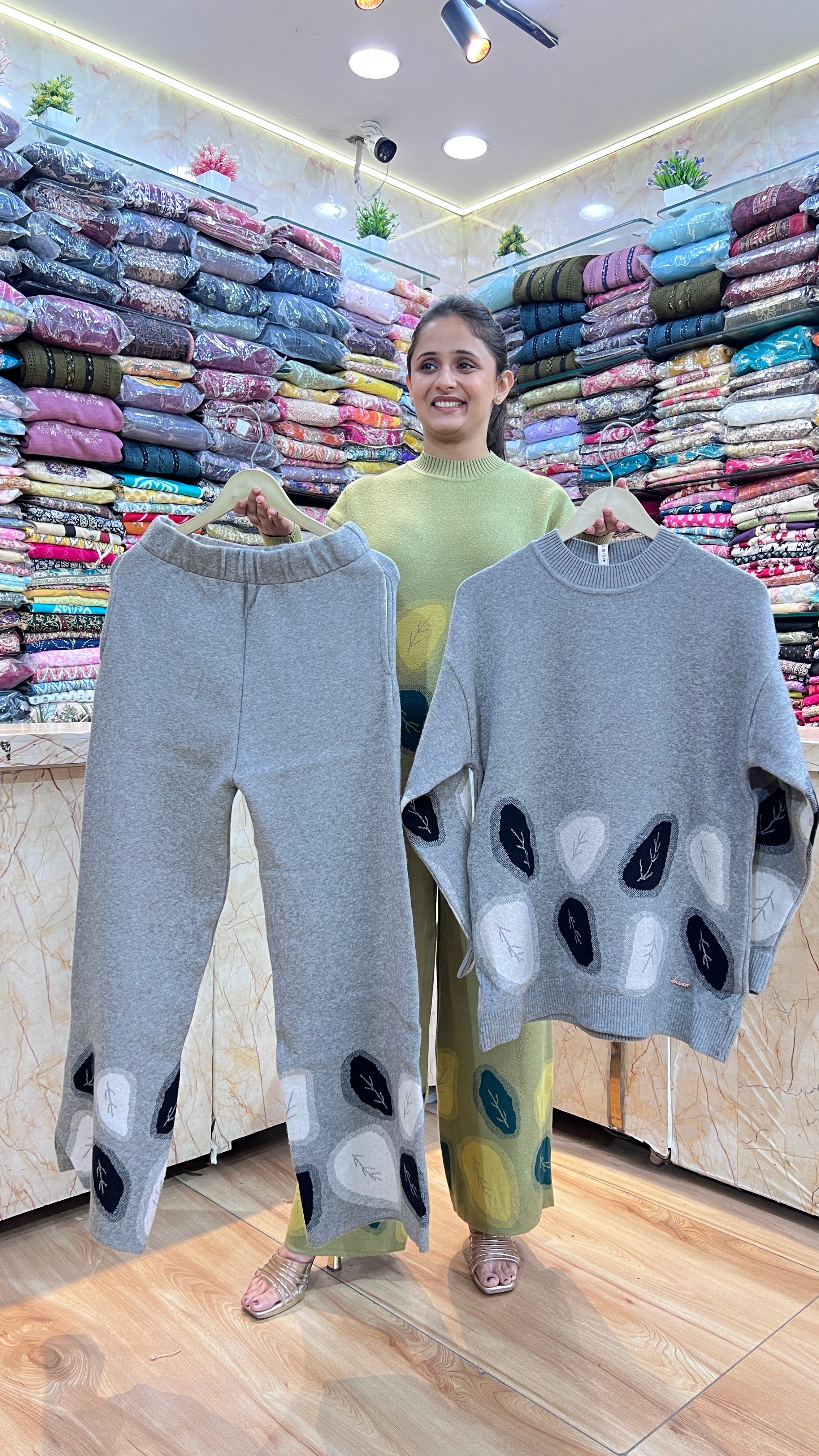 Super soft wool cord set