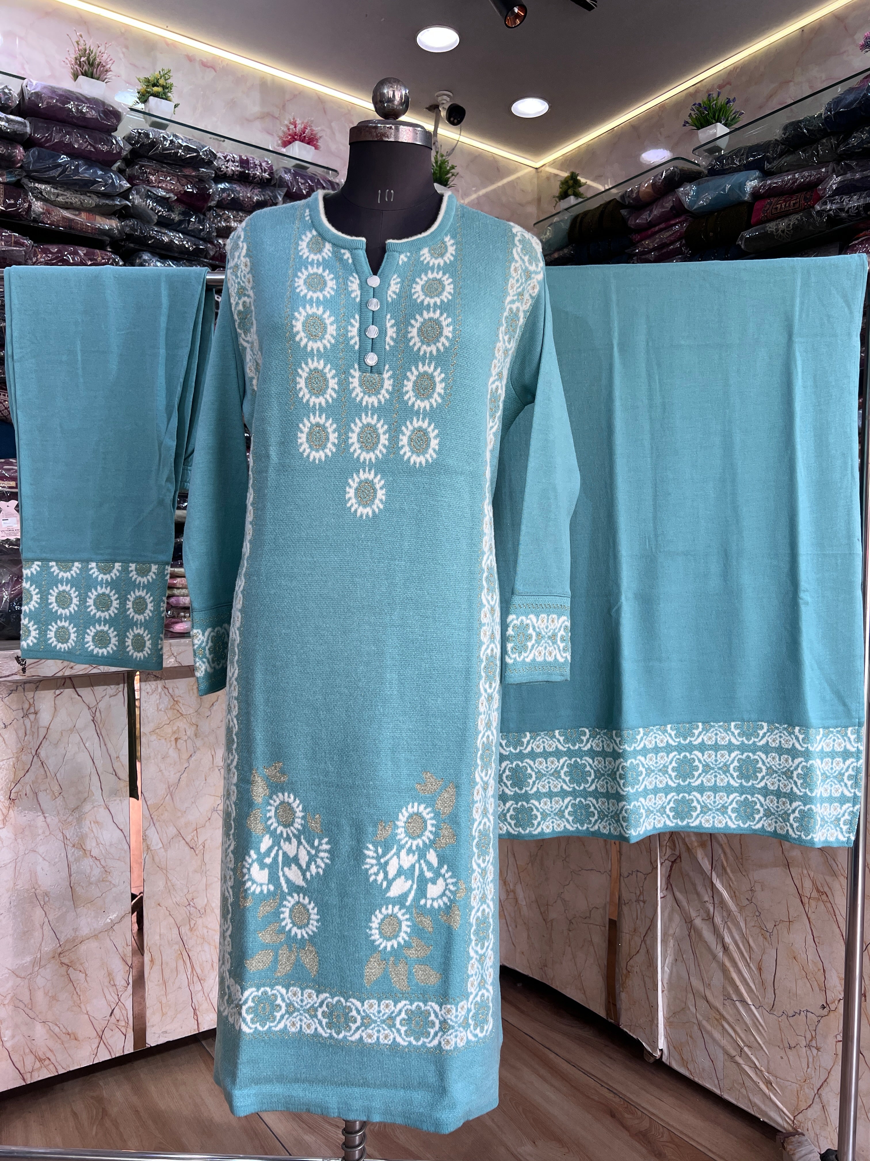 Knitted wool plus size suit(miss 267)