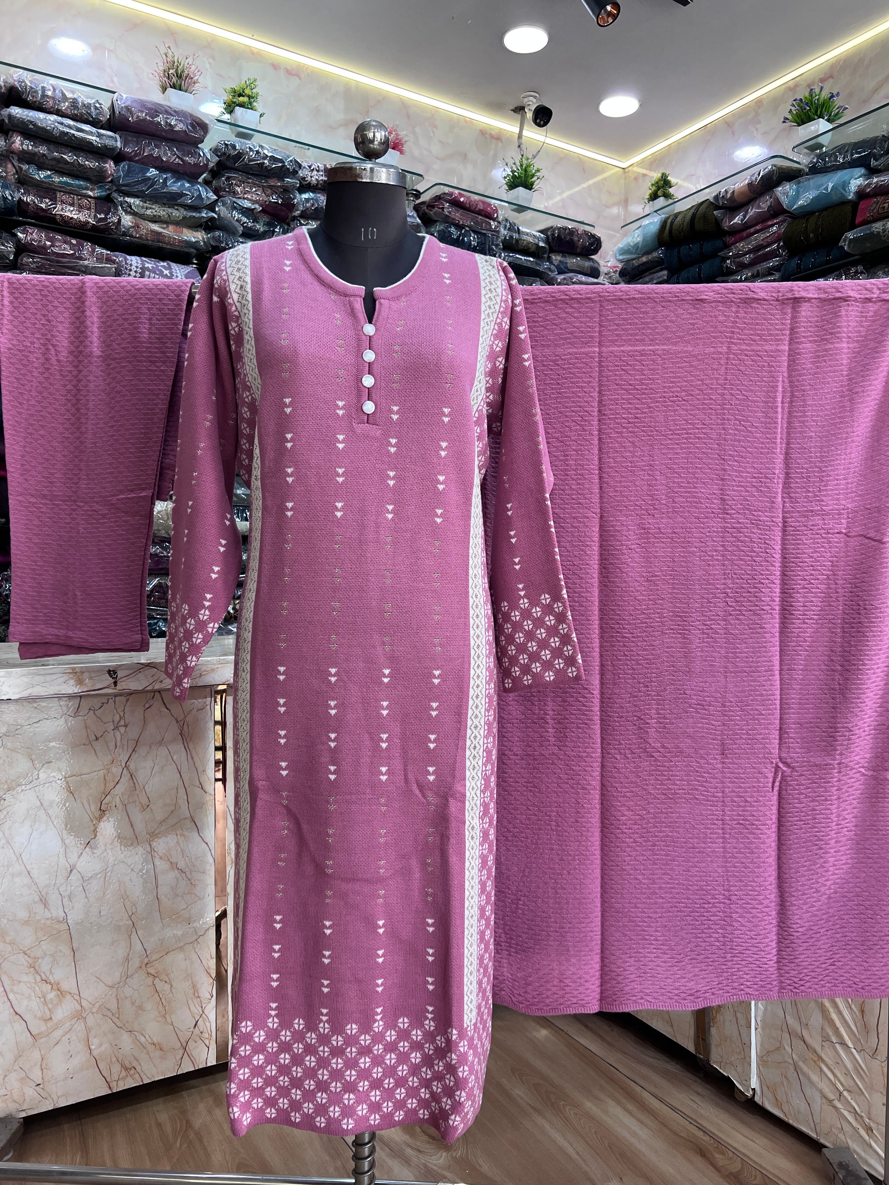 Knitted wool plus size suit (miss 11167)