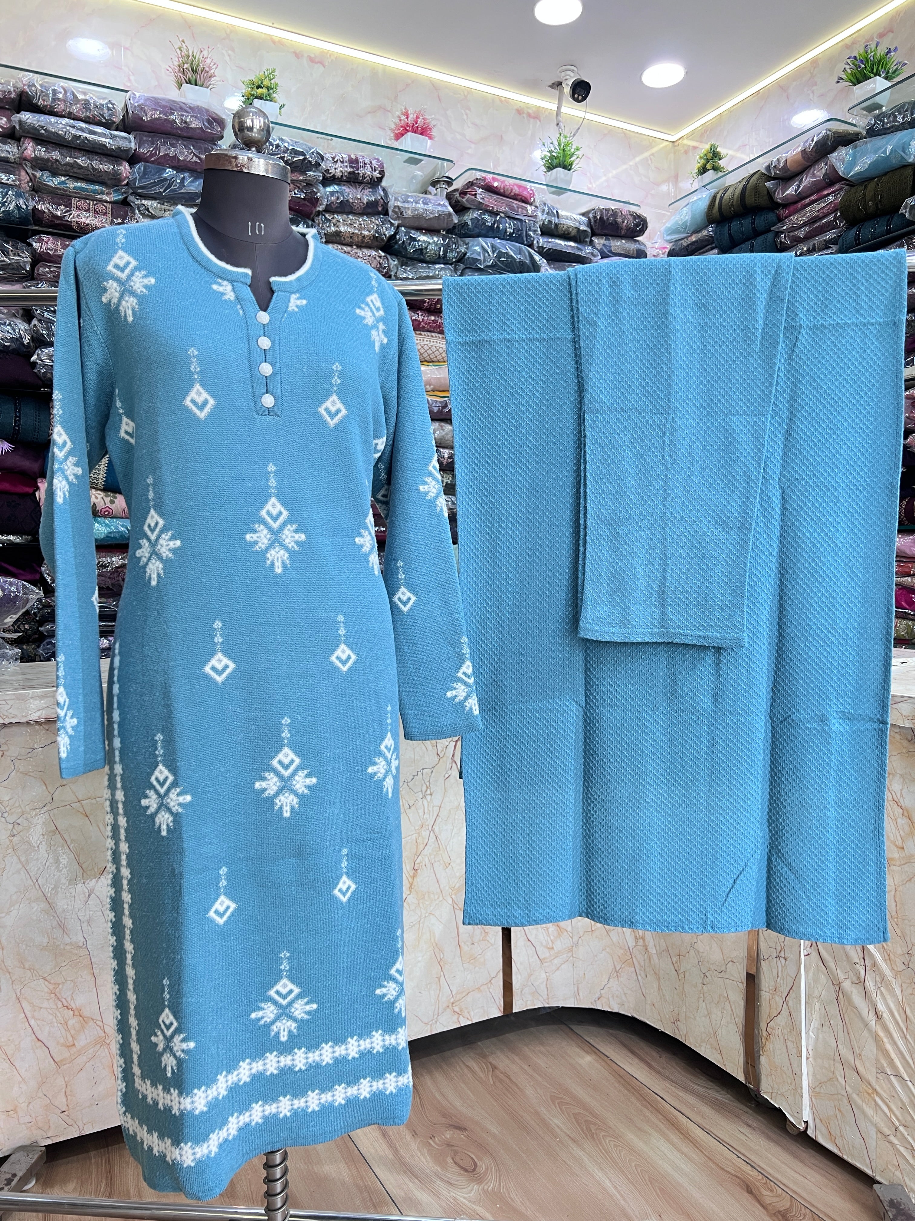 Knitted wool plus size suit (miss 222267)