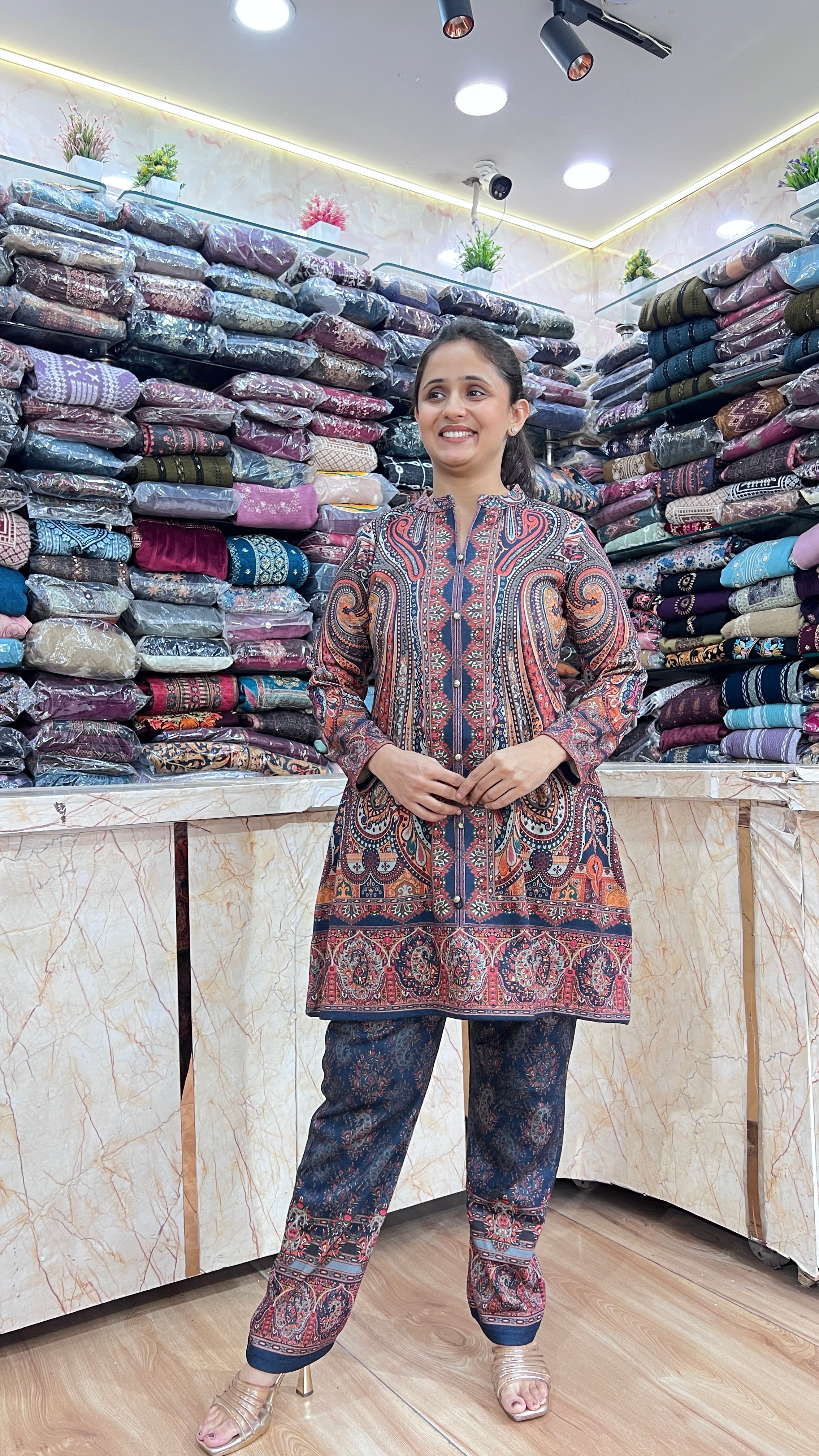 Krachi wool cord set (567)