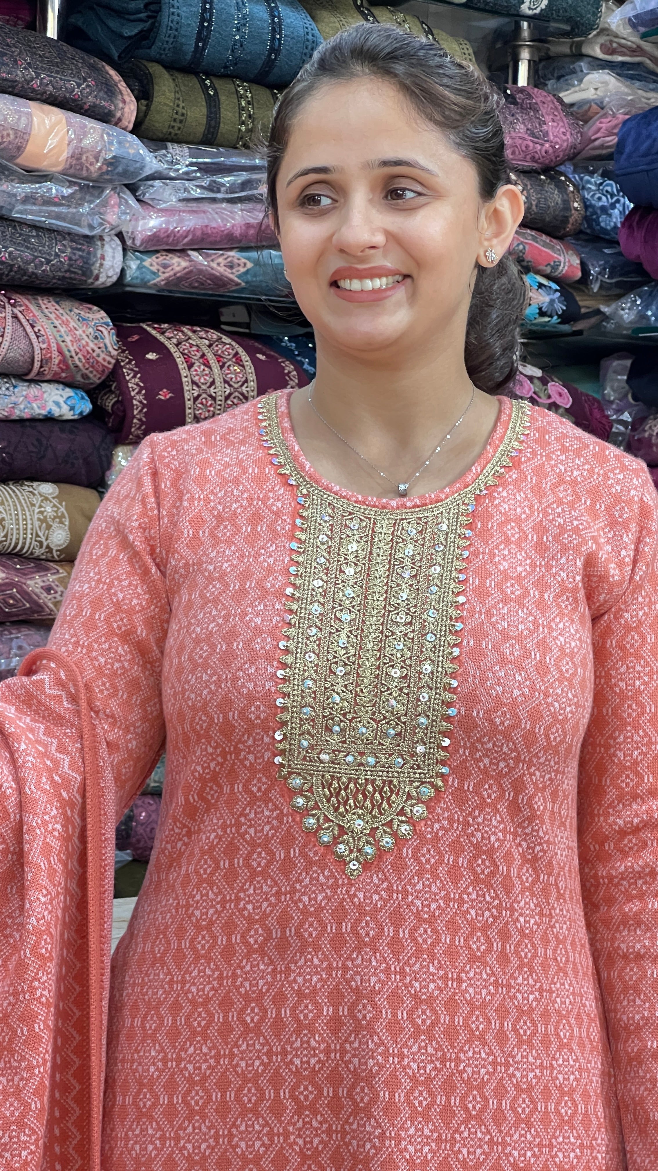 Knitted wool embroidered suit