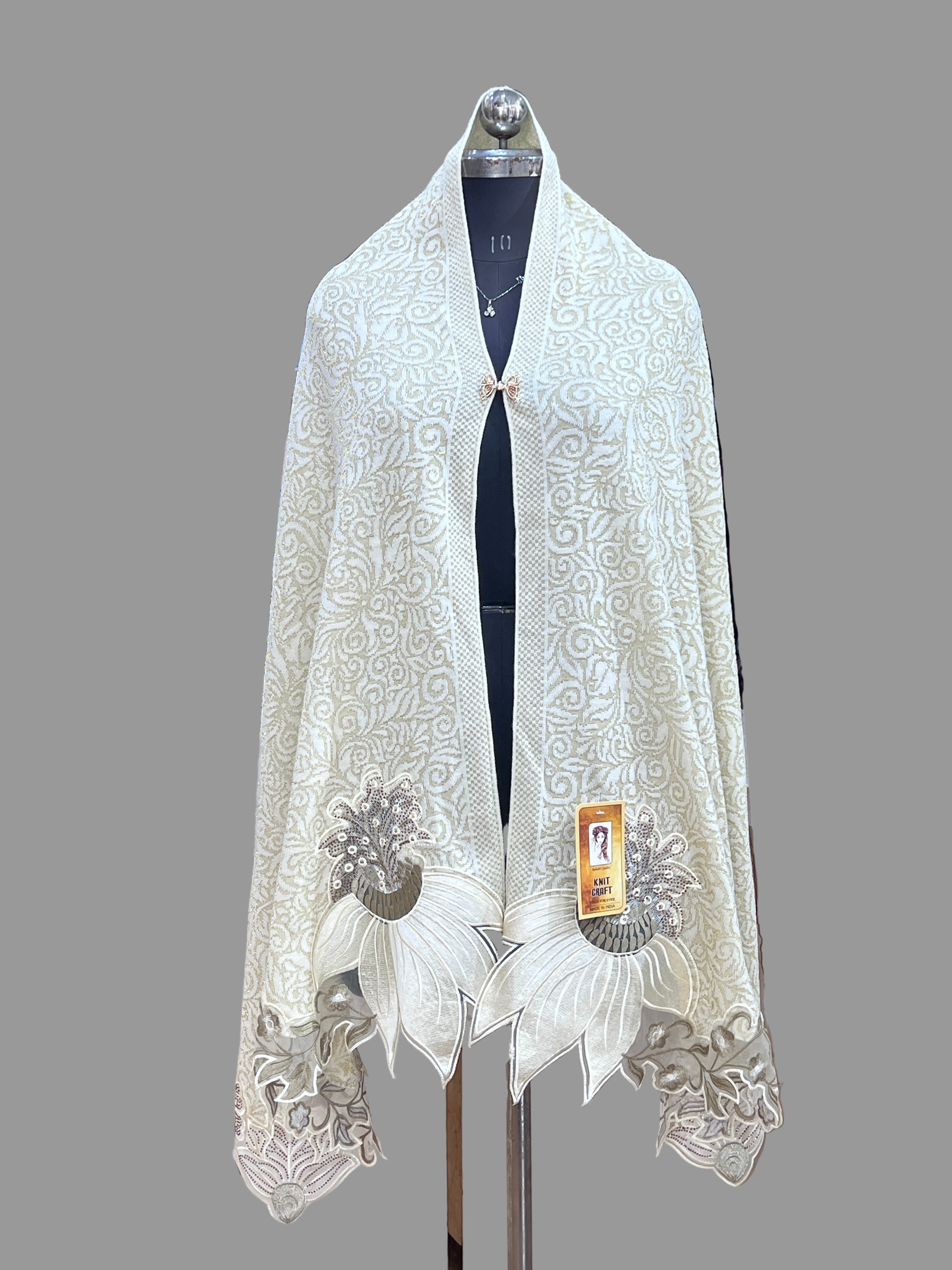 woolen ponchu stole (1967)